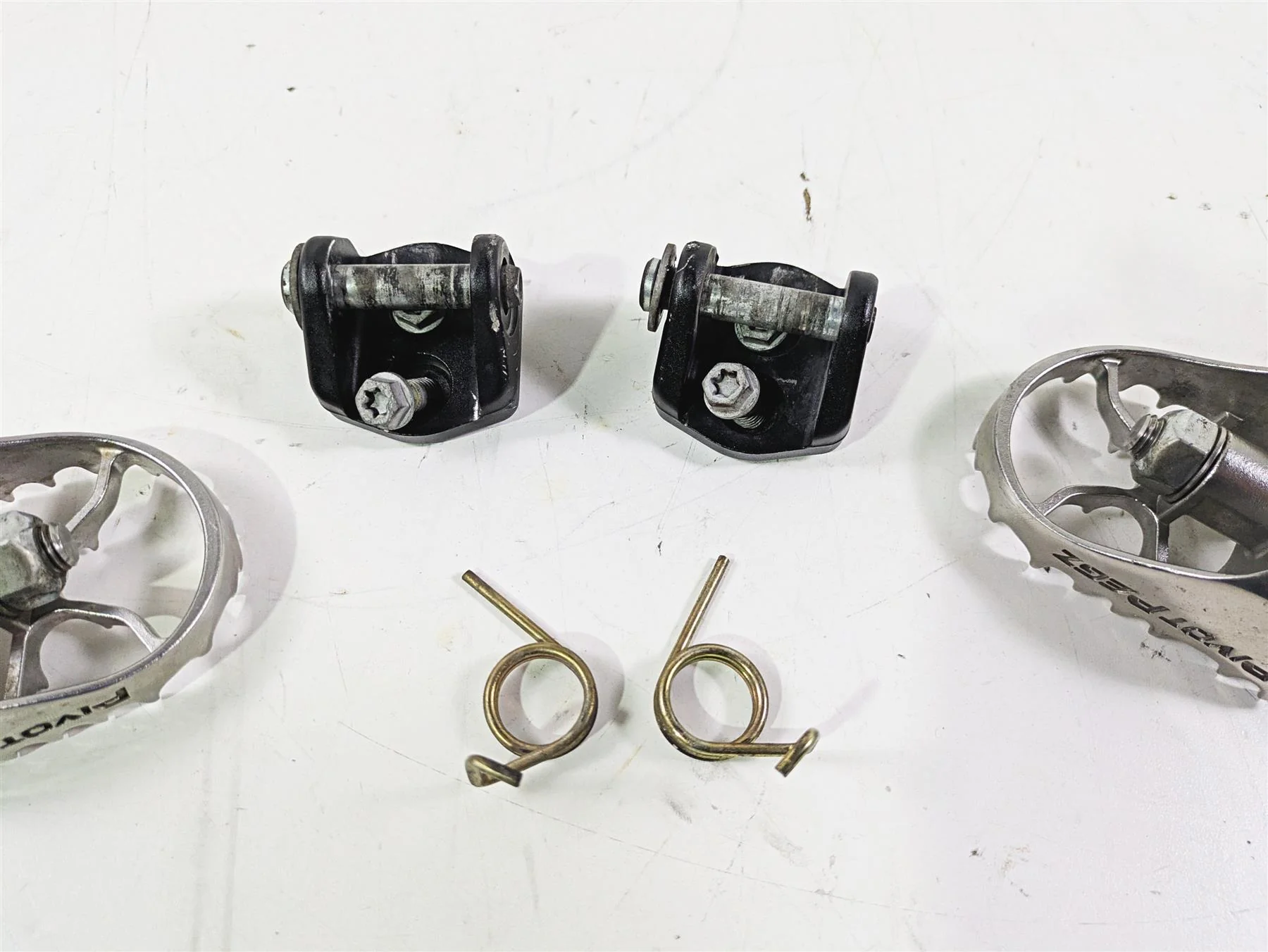 2018 KTM 1290 Super Adv S MK3 PivotPegz Front Rider Footpeg Rest Set PP-19MK3 - Image 10