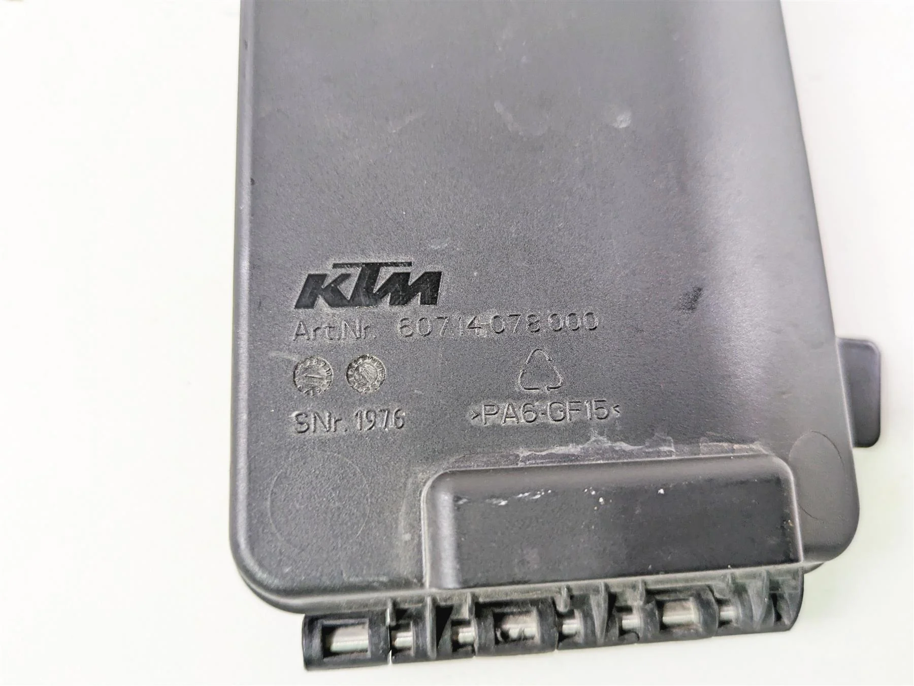 2018 KTM 1290 Super Adv S Phone Storage Compartment Box 60714078000 - Image 12