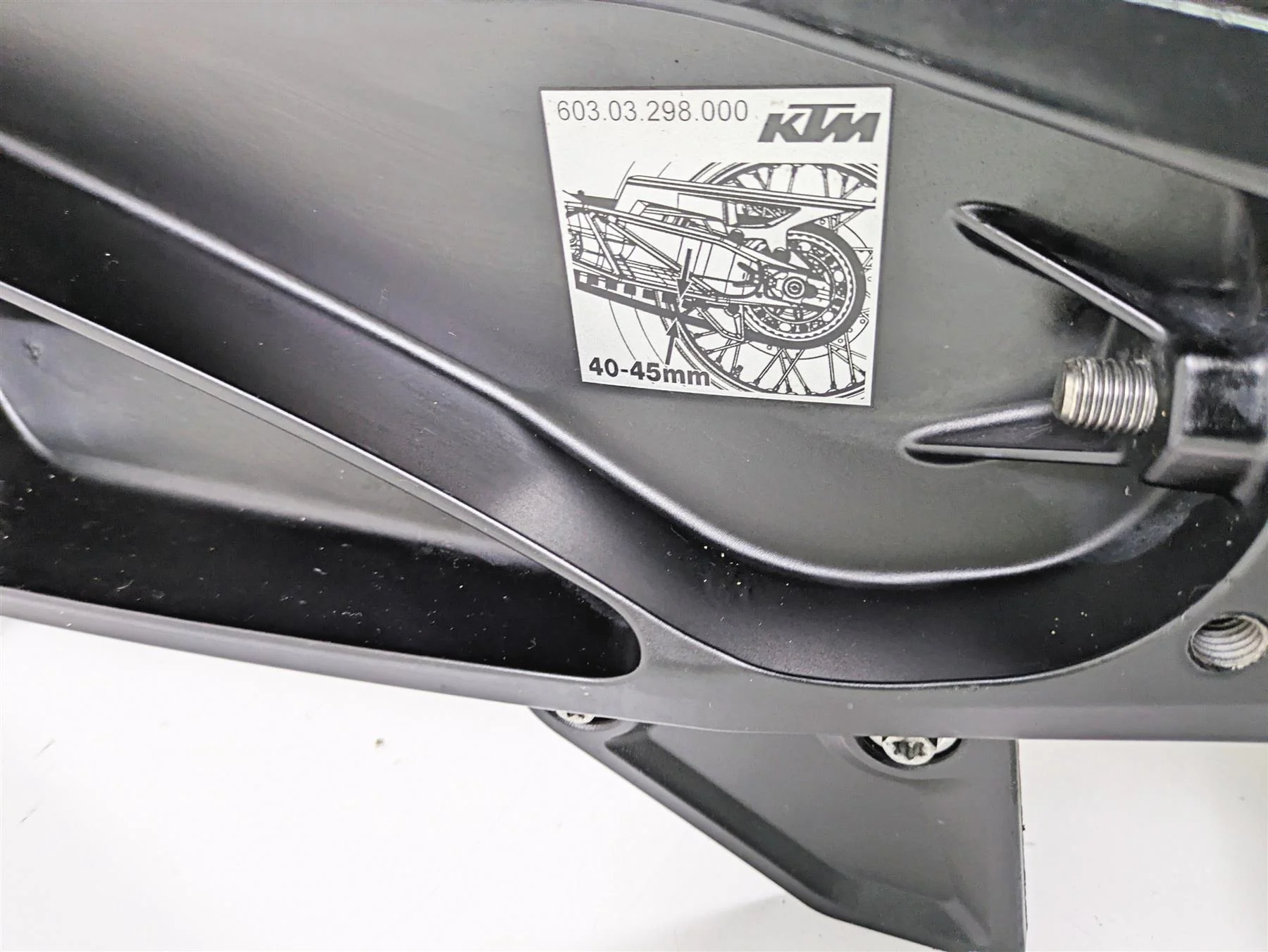 2018 KTM 1290 Super Adv S Swingarm & Axle & Pivot Bolt 6070403004433 - Image 11