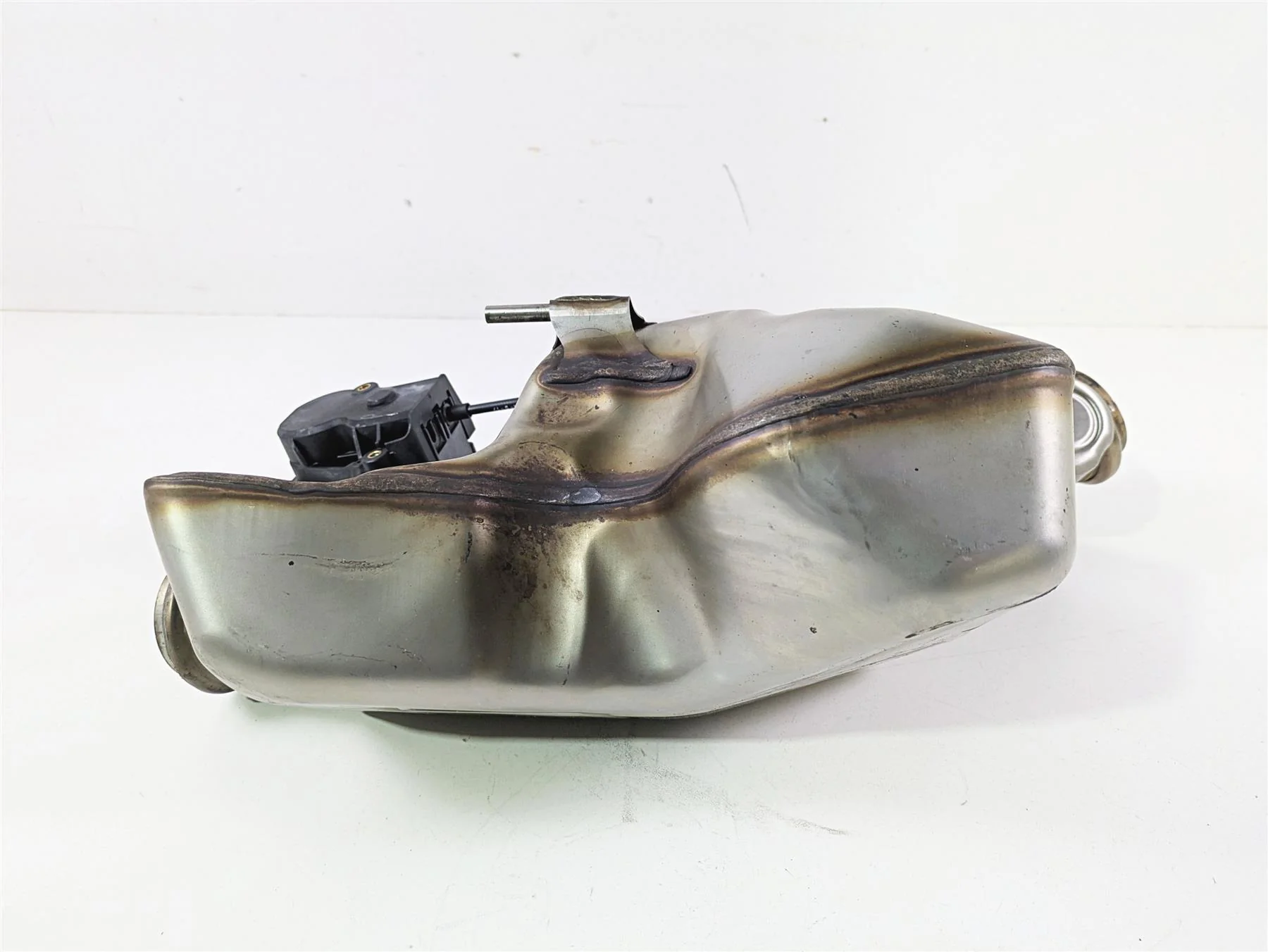 2018 KTM 1290 Super Duke R Exhaust Center Chamber Pipe & Servo 61605050000 - Image 6