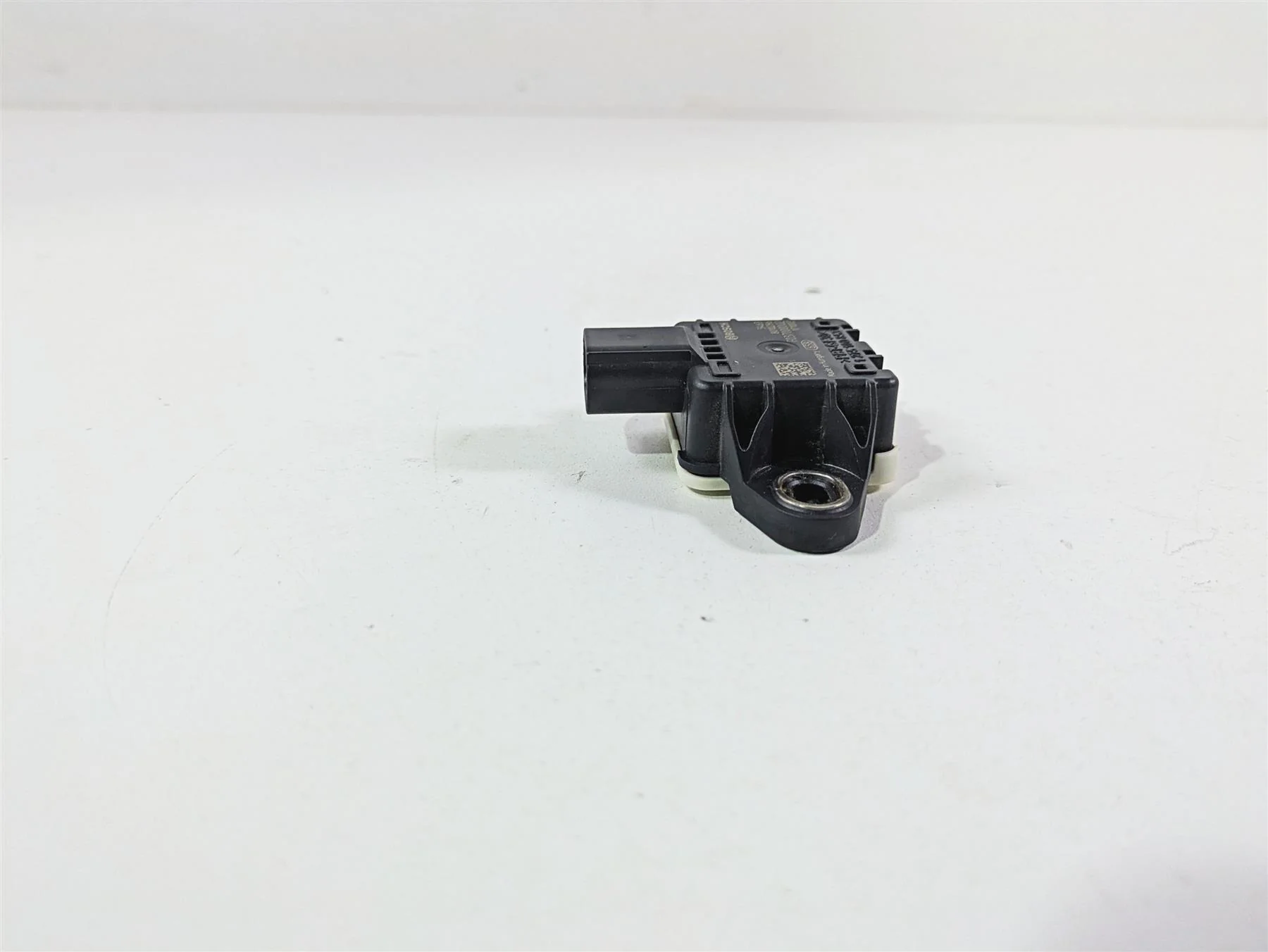 2018 KTM 1290 Super Duke R Fall Lean Angle Sensor Bosch 60342090000 60342090100 - Image 8