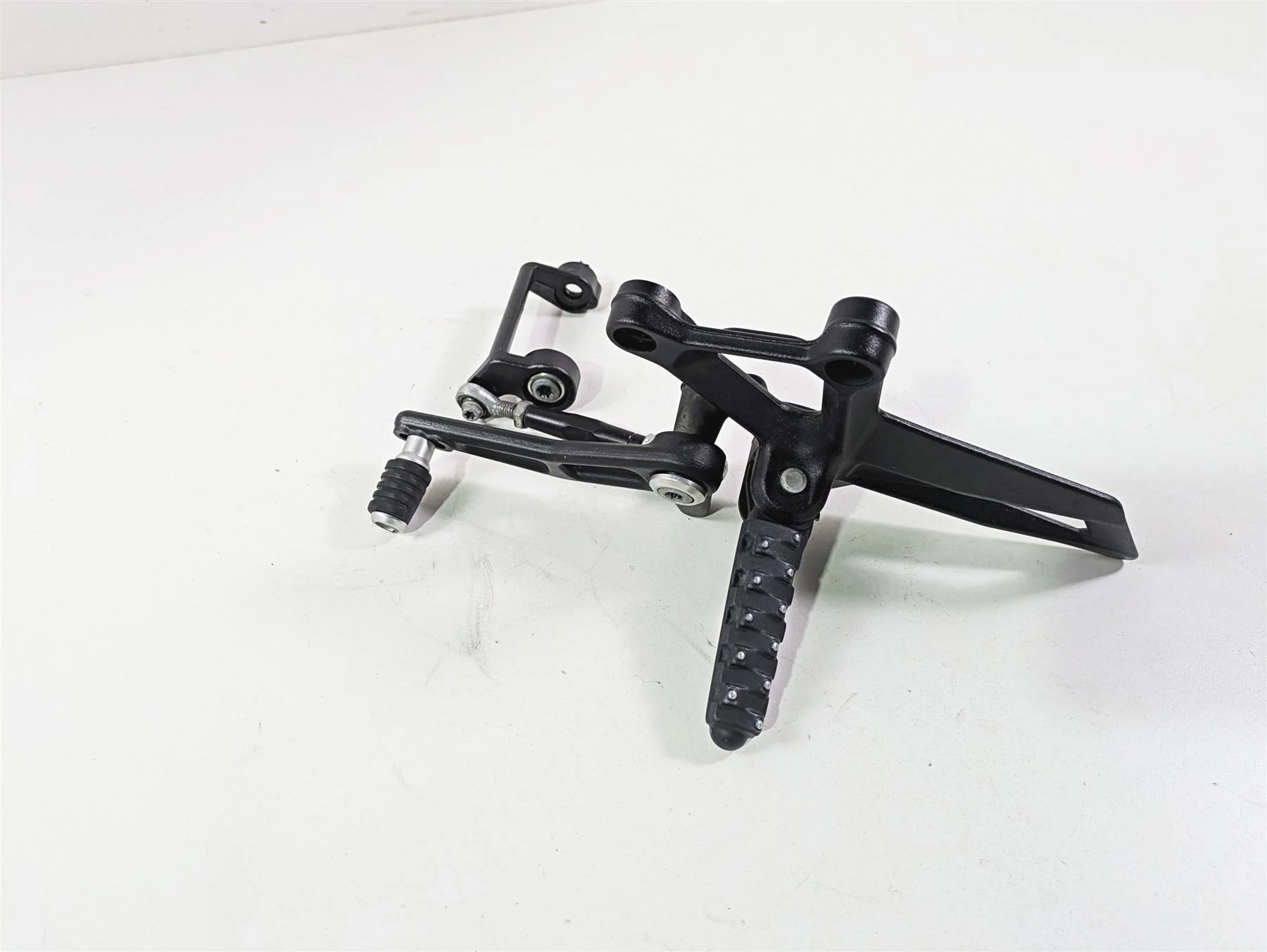 2018 KTM 1290 Super Duke R Left Rider Footpeg & Shift Lever 6130313800033S - Image 5