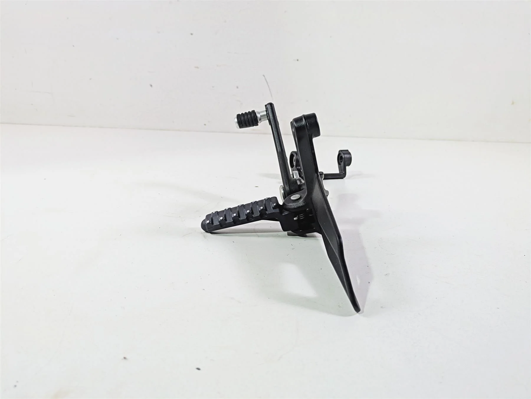 2018 KTM 1290 Super Duke R Left Rider Footpeg & Shift Lever 6130313800033S - Image 7