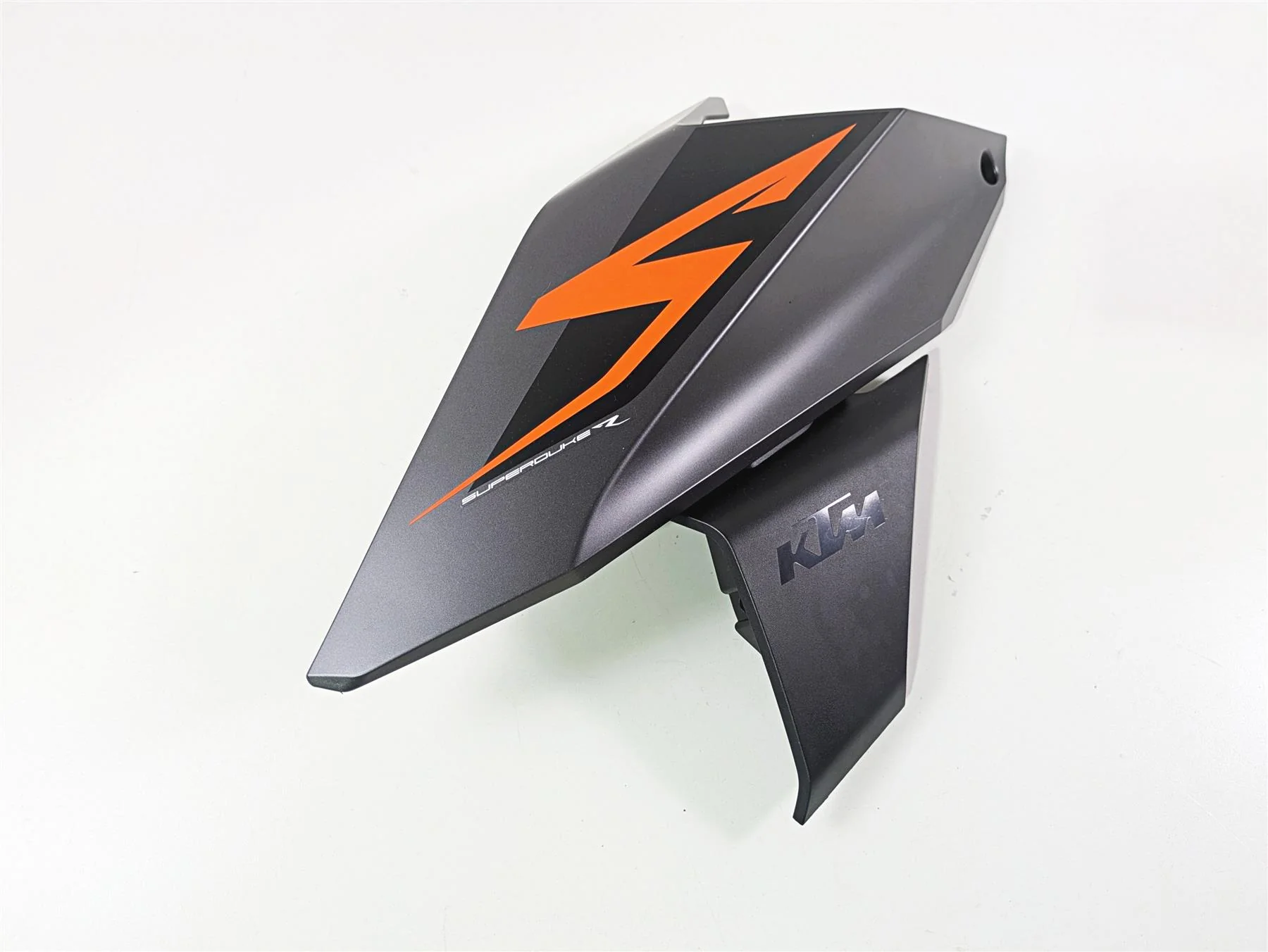 2018 KTM 1290 Super Duke R Left Tank Main Cover Fairing 61608050000KCA
