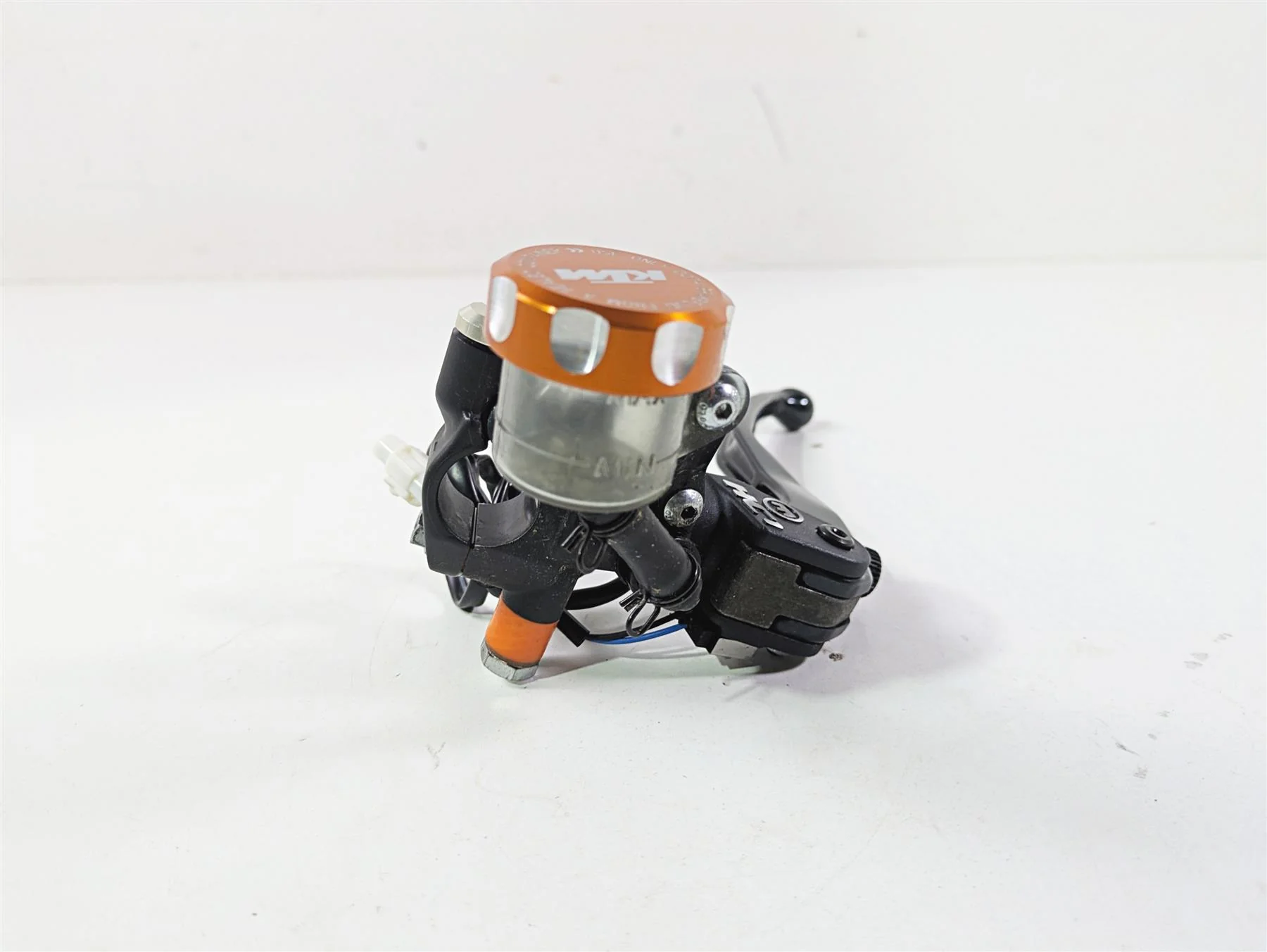 2018 KTM 1290 Super Duke R Magura Radial Clutch Master Cylinder 6130203014430 - Image 3