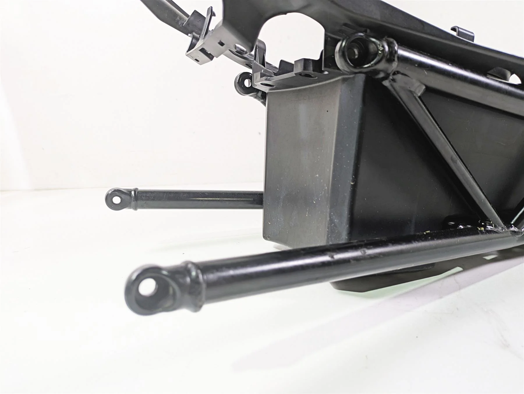 2018 KTM 1290 Super Duke R Straight Rear Subframe Sub Frame 6160300200033 - Image 9