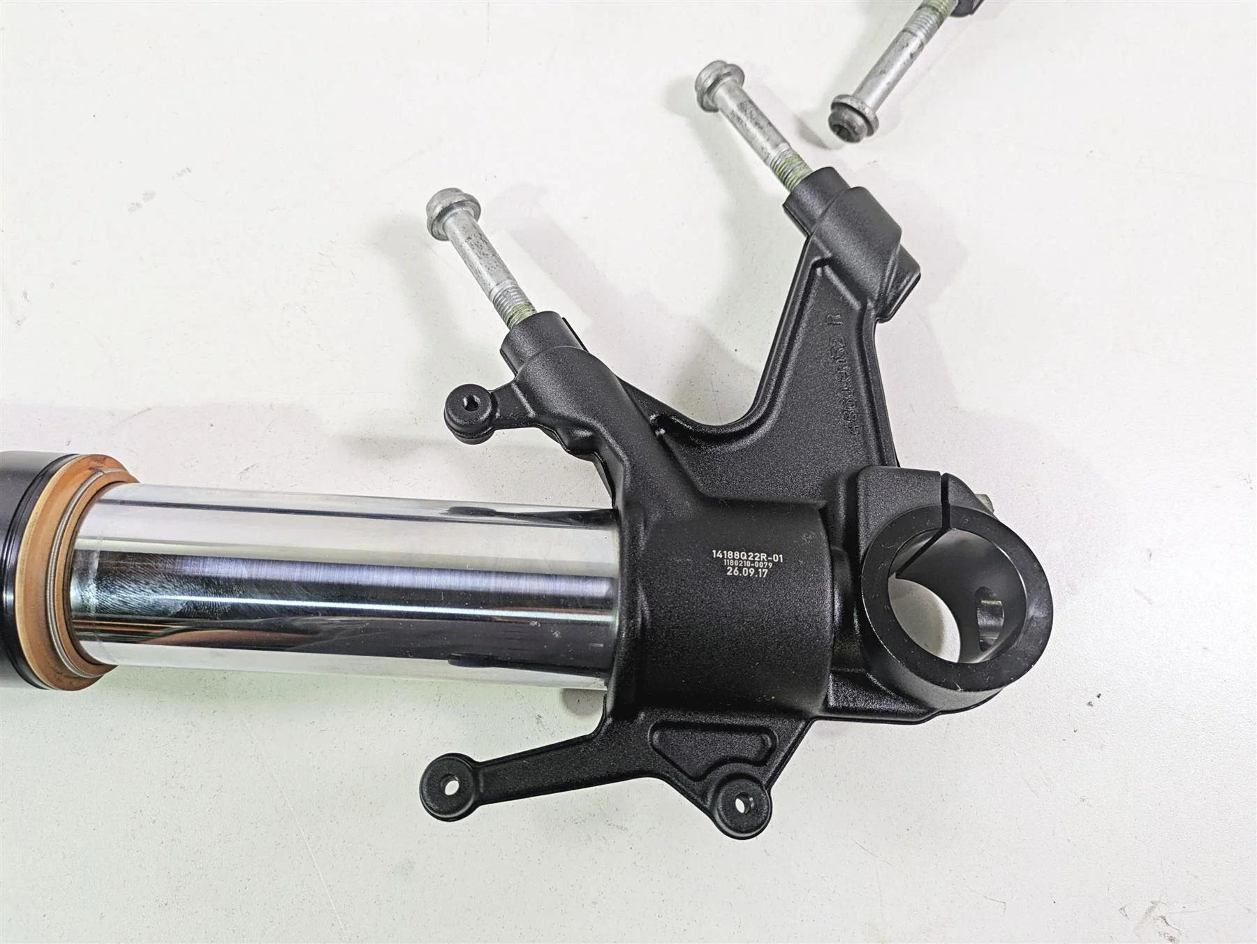2018 KTM 1290 Super Duke R Straight WP Front Forks Suspension Leg Set 14188Q2201 - Image 6