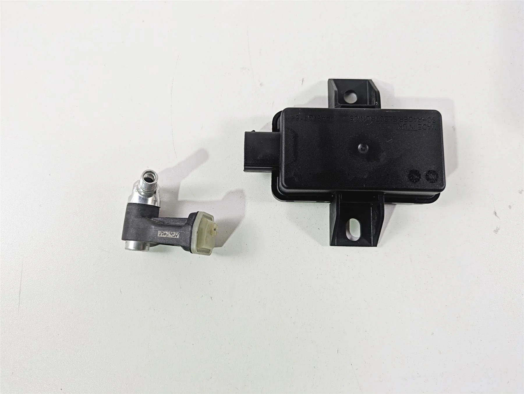 2018 KTM 1290 Super Duke R Tire Pressure Sensor & Module 61412033000 60312032000