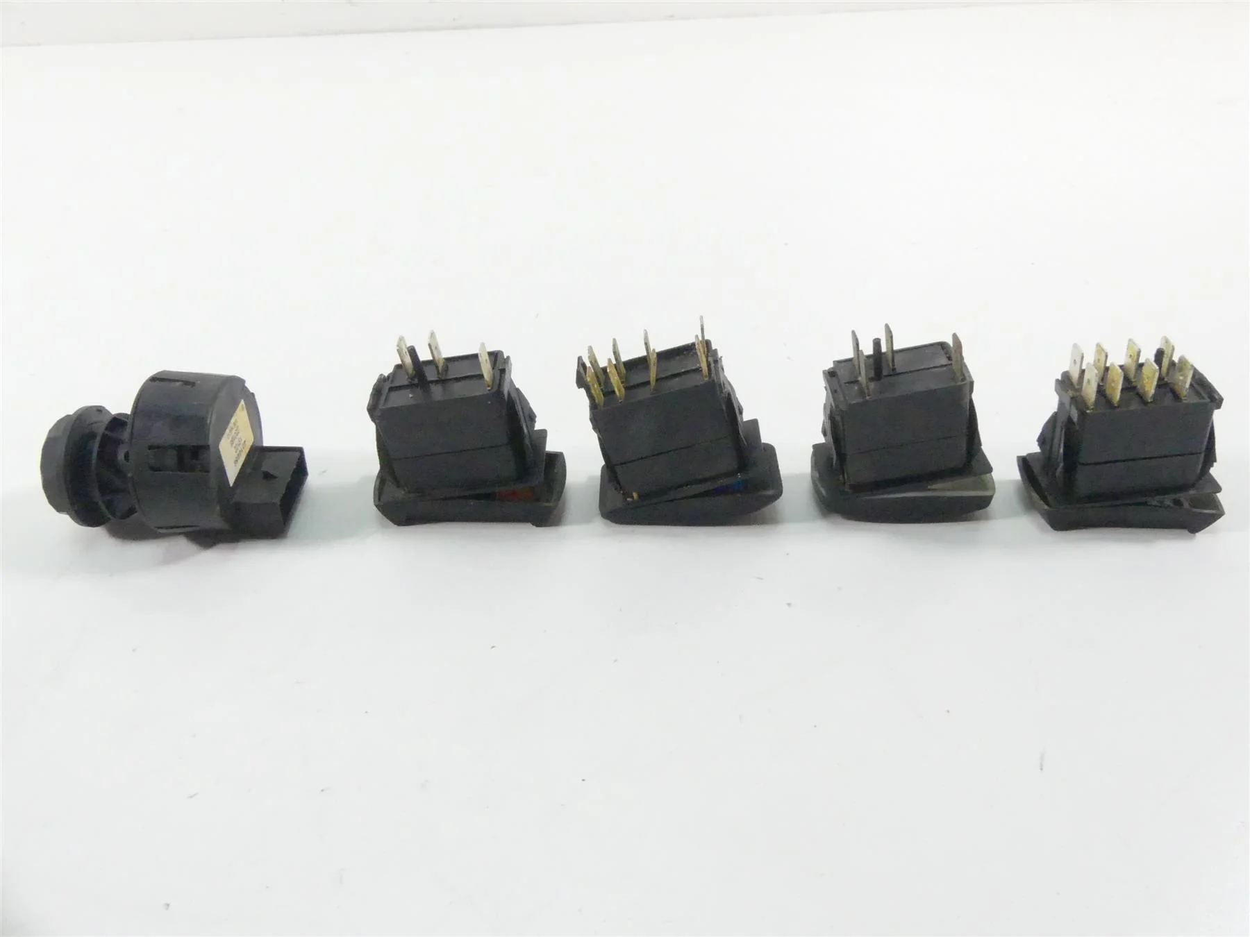 2018 Polaris RZR S 900  Ignition Light Lamp Awd Switch Key Set 4016058 4014069 - Image 9