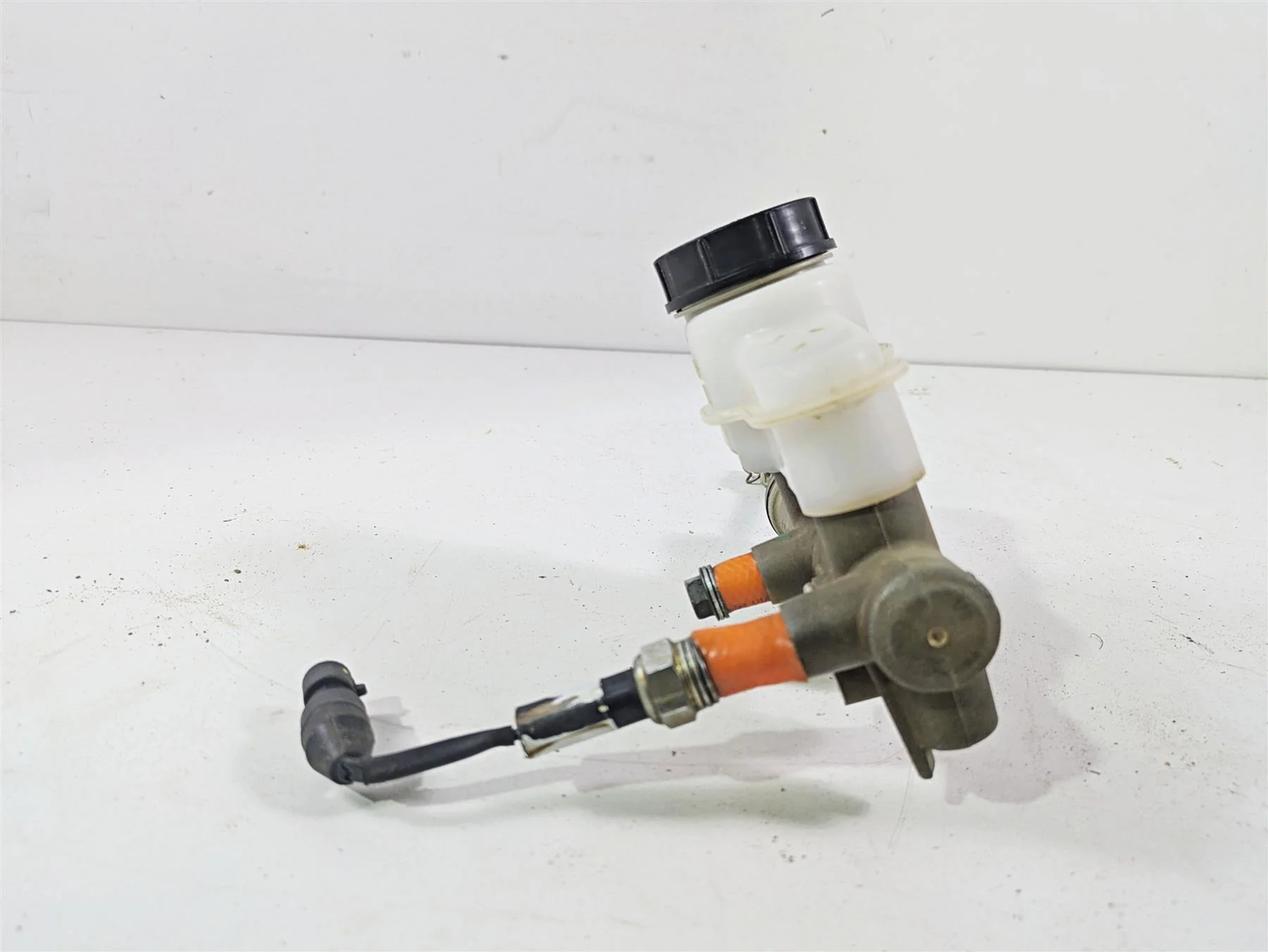 2018 Polaris RZR XP 1000 Trail Rock Hayes Main Brake Master Cylinder 1911982 - Image 2