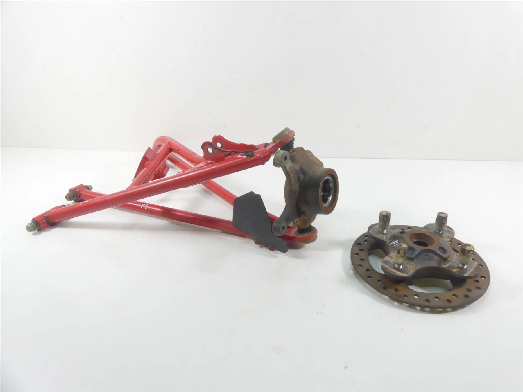 2018 Polaris RZR1000 RS1 Front Left Knee Assembly Control Arm Spindle 5141260 - Image 3