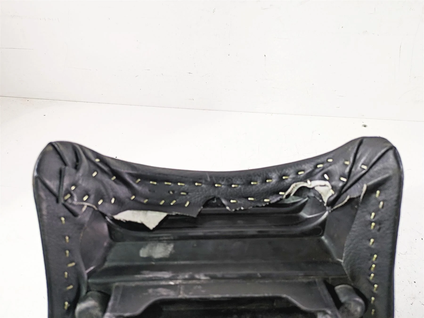 2018 Suzuki GSX1300 R Hayabusa Front Rider Seat Saddle -Read 45100-15H02-EJY - Image 8