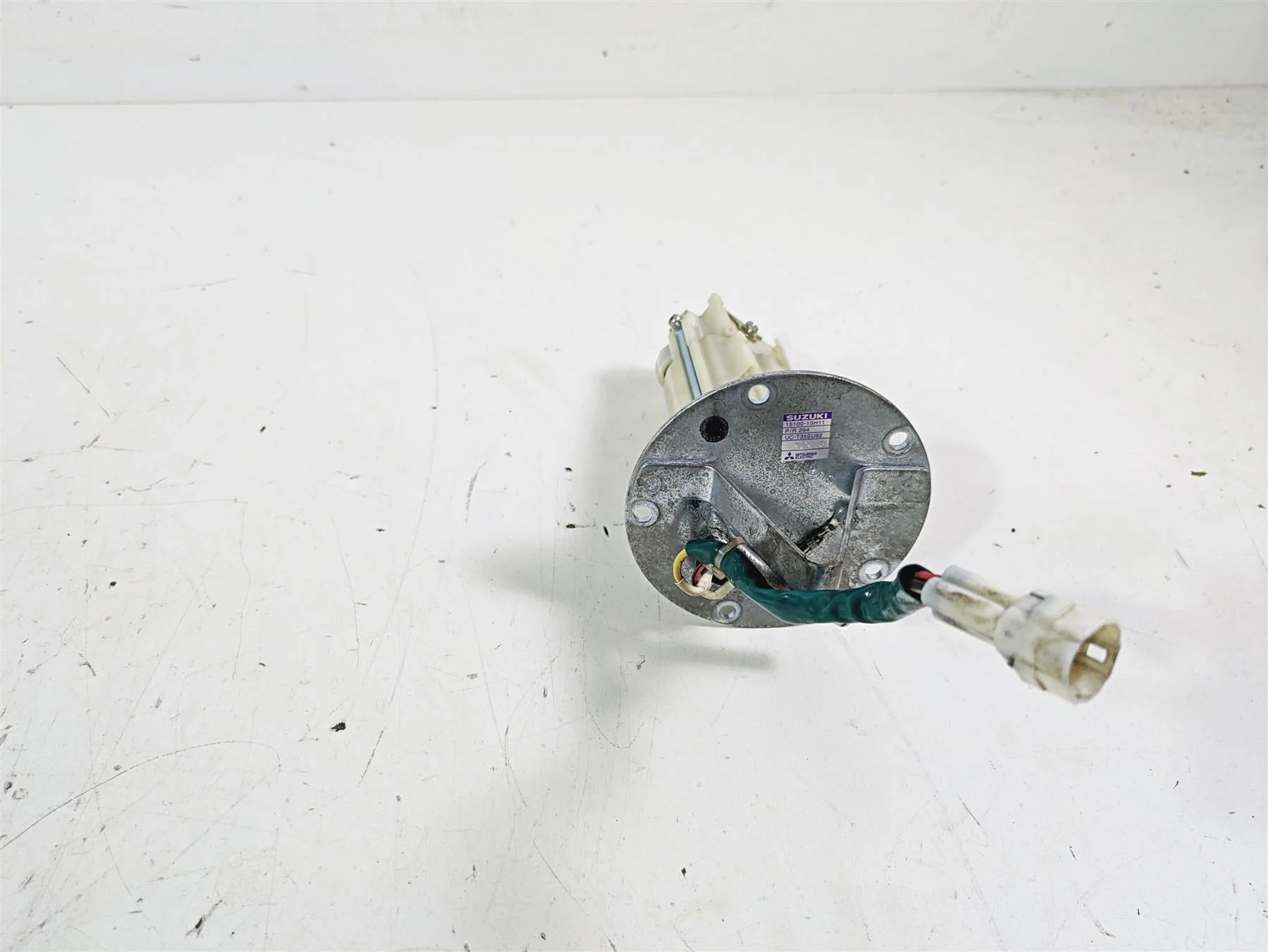 2018 Suzuki GSX1300 R Hayabusa Fuel Gas Petrol Pump - Tested 15100-15H11 - Image 2