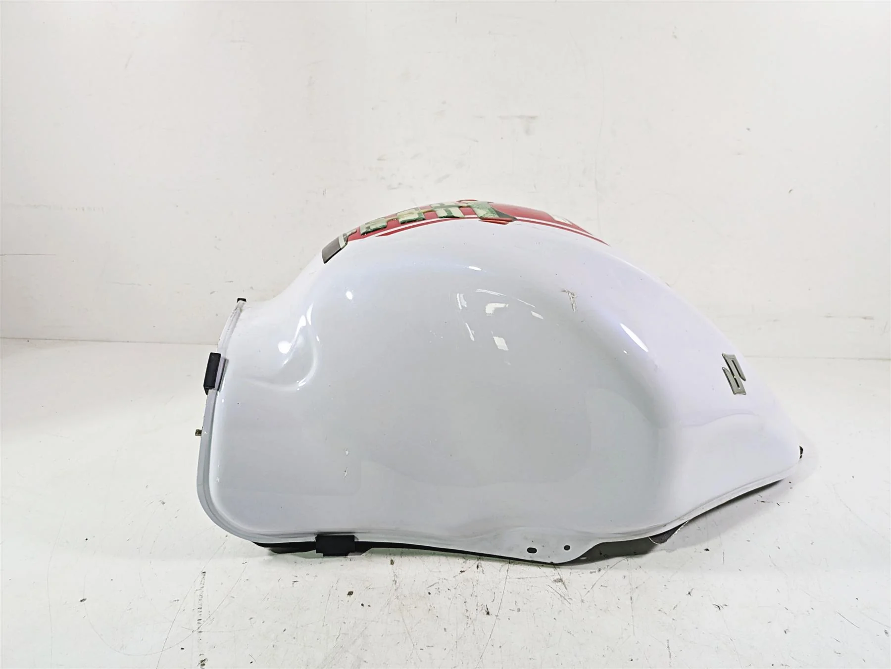 2018 Suzuki GSX1300 R Hayabusa Fuel Gas Petrol Tank Reservoir 44100-15H61 - Image 2