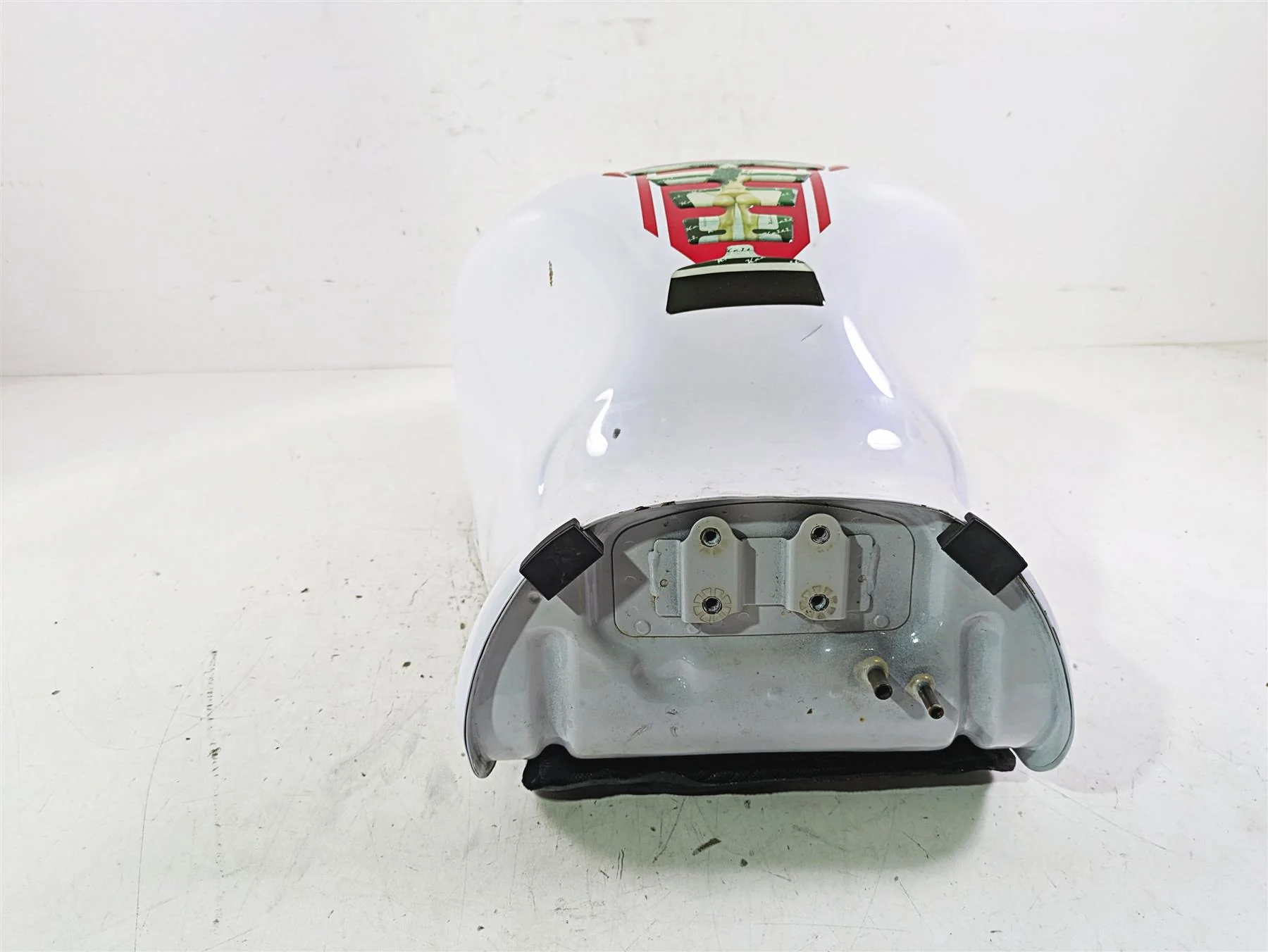 2018 Suzuki GSX1300 R Hayabusa Fuel Gas Petrol Tank Reservoir 44100-15H61 - Image 3