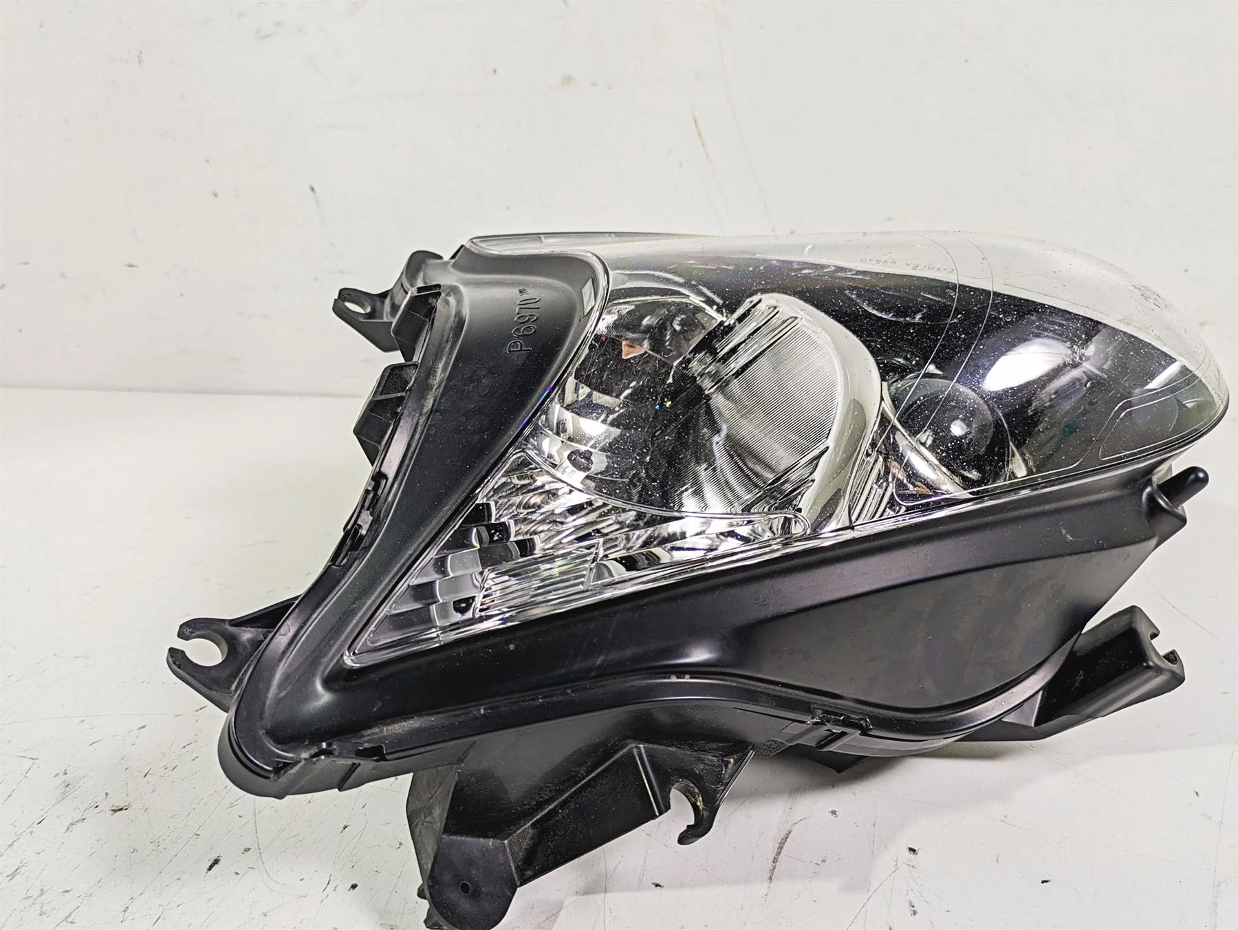 2018 Suzuki GSX1300 R Hayabusa Headlight Head Light Lamp - Read 35100-15H31-999 - Image 5