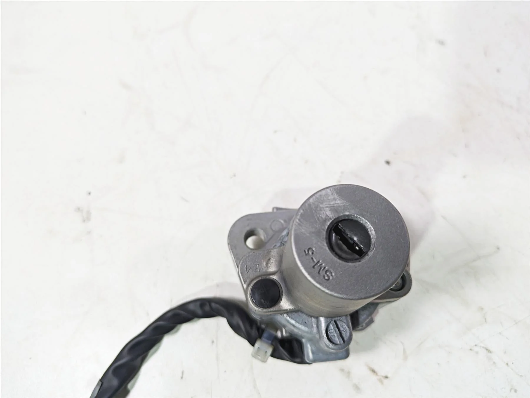 2018 Suzuki GSX1300 R Hayabusa Ignition Switch Key Lock Set - Read 37100-15850 - Image 5