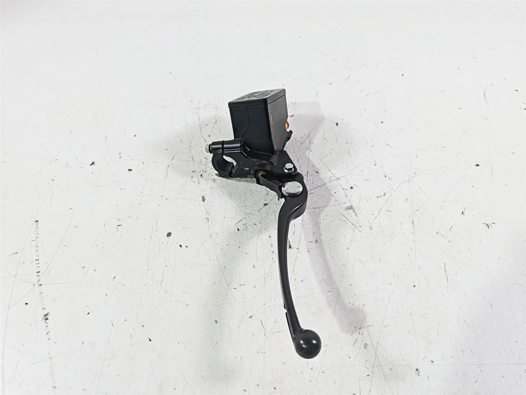 2018 Suzuki GSX1300 R Hayabusa Nissin Front Brake Master Cylinder 59600-24F40 - Image 2