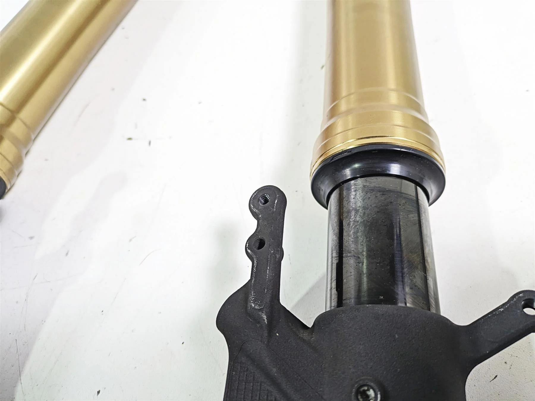 2018 Suzuki GSX1300 R Hayabusa Straight Lowered Drag Front Fork Set 51104-24F70 - Image 4