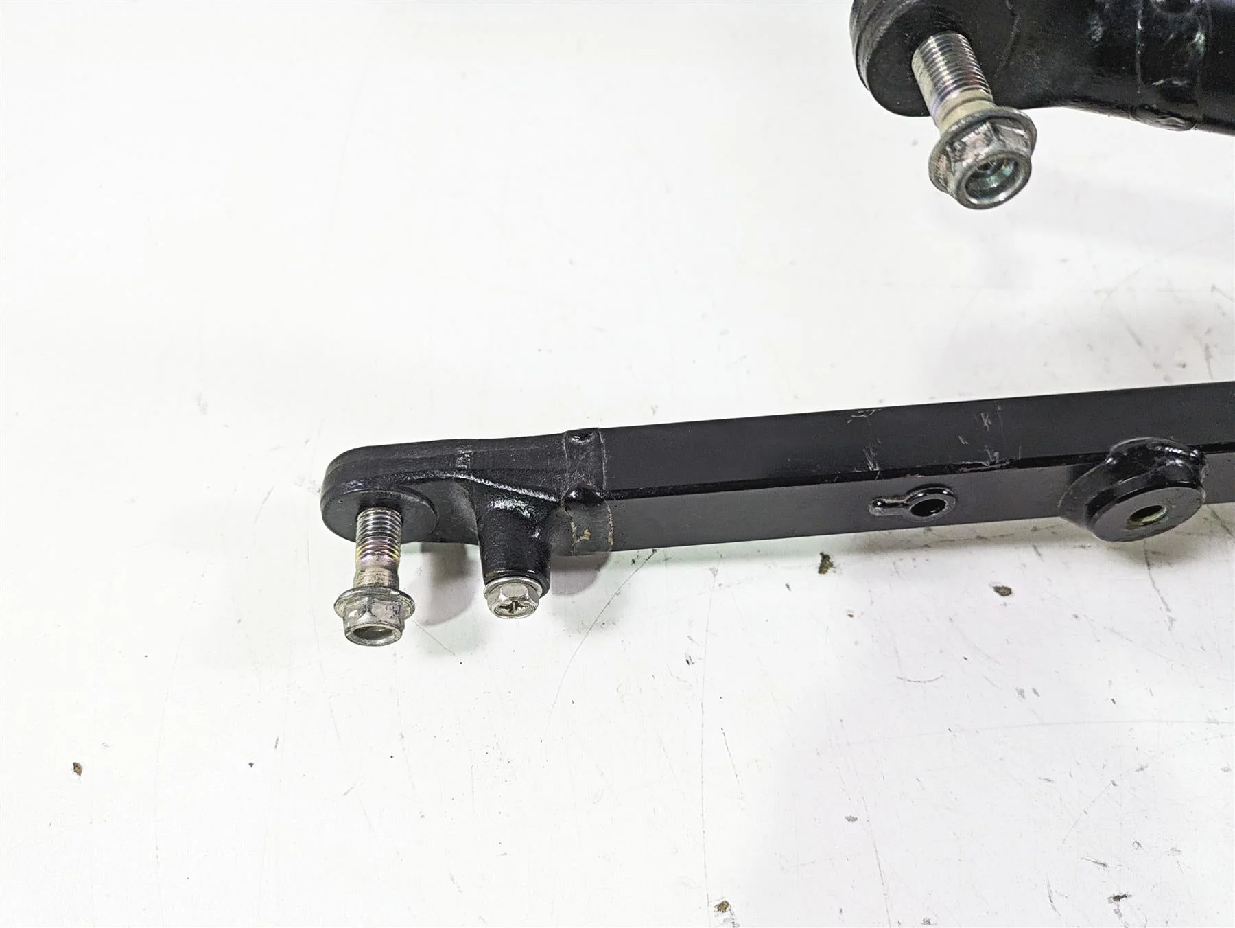 2018 Suzuki GSX1300 R Hayabusa Subframe Sub Frame Assembly 41200-15H13 - Image 6