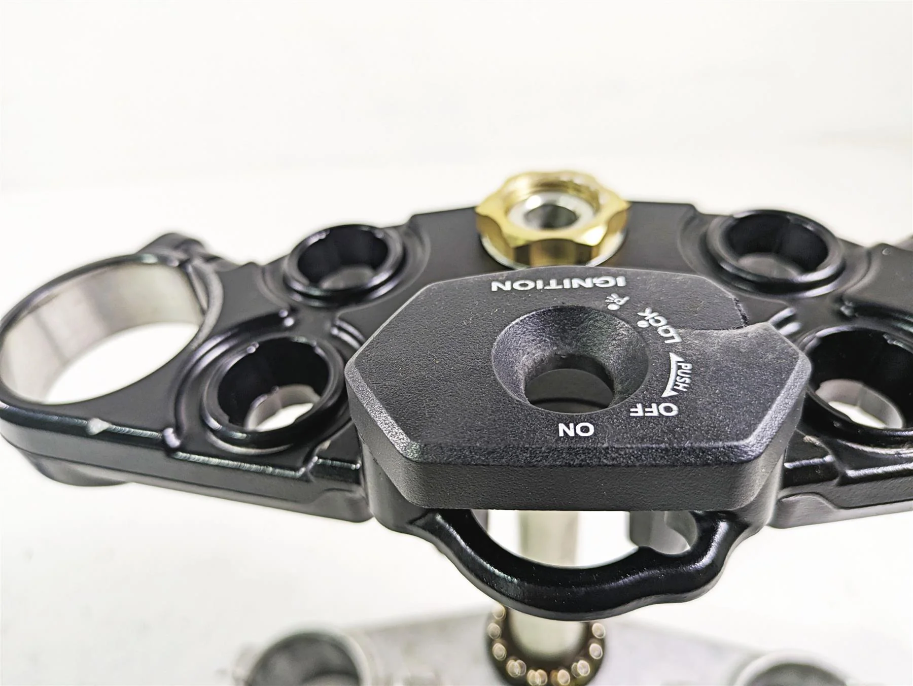 2018 Suzuki GSX1300 R Hayabusa Upper Lower Triple Tree Set 51410-24F50 - Image 8