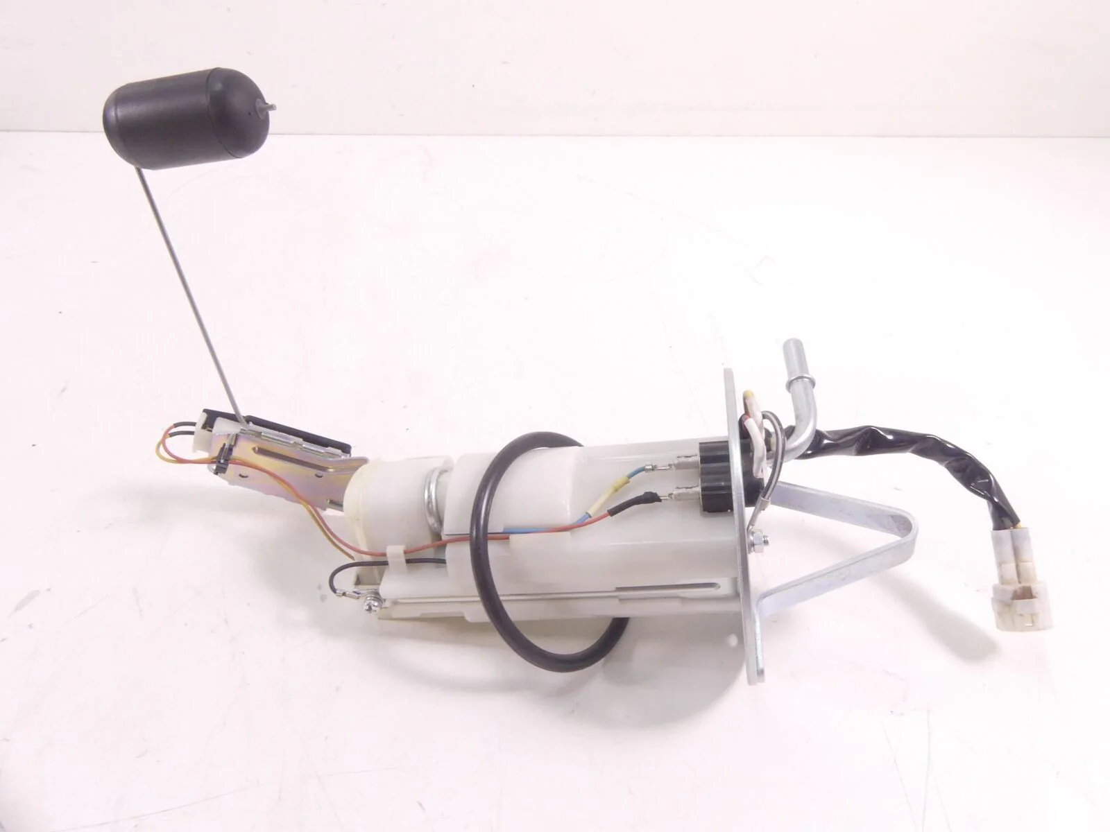 2018 Suzuki GSXR750 Fuel Gas Petrol Pump 2K - Tested 15100-14J01