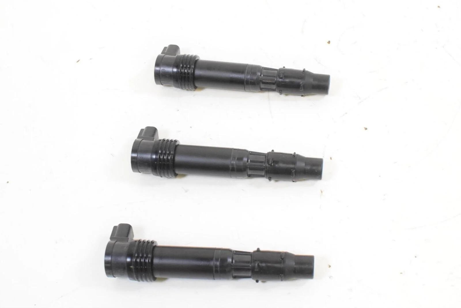 2018 Triumph Street Triple 765 RS Ignition Coils Coil SET T1291504 - Image 3
