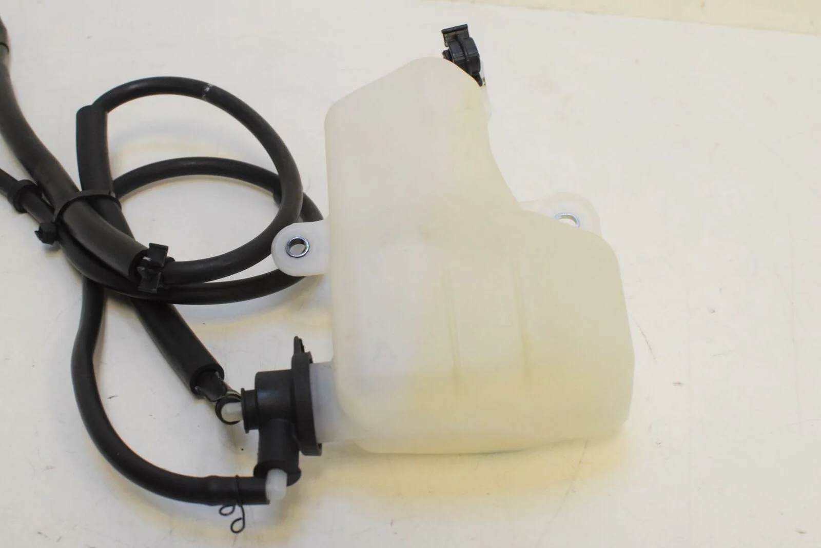 2018 Yamaha XT1200 Z Super Tenere Radiator Water Coolant Reservoir  23P-21871-00 - Image 2