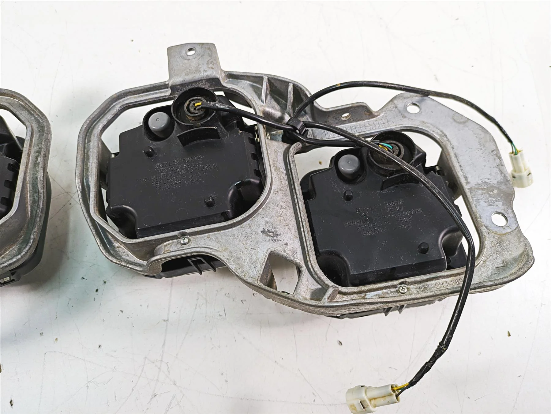 2018 Yamaha YXZ1000R EPS SS Headlight Head Light Lamp Set 2UD-84300-00-00 - Image 6