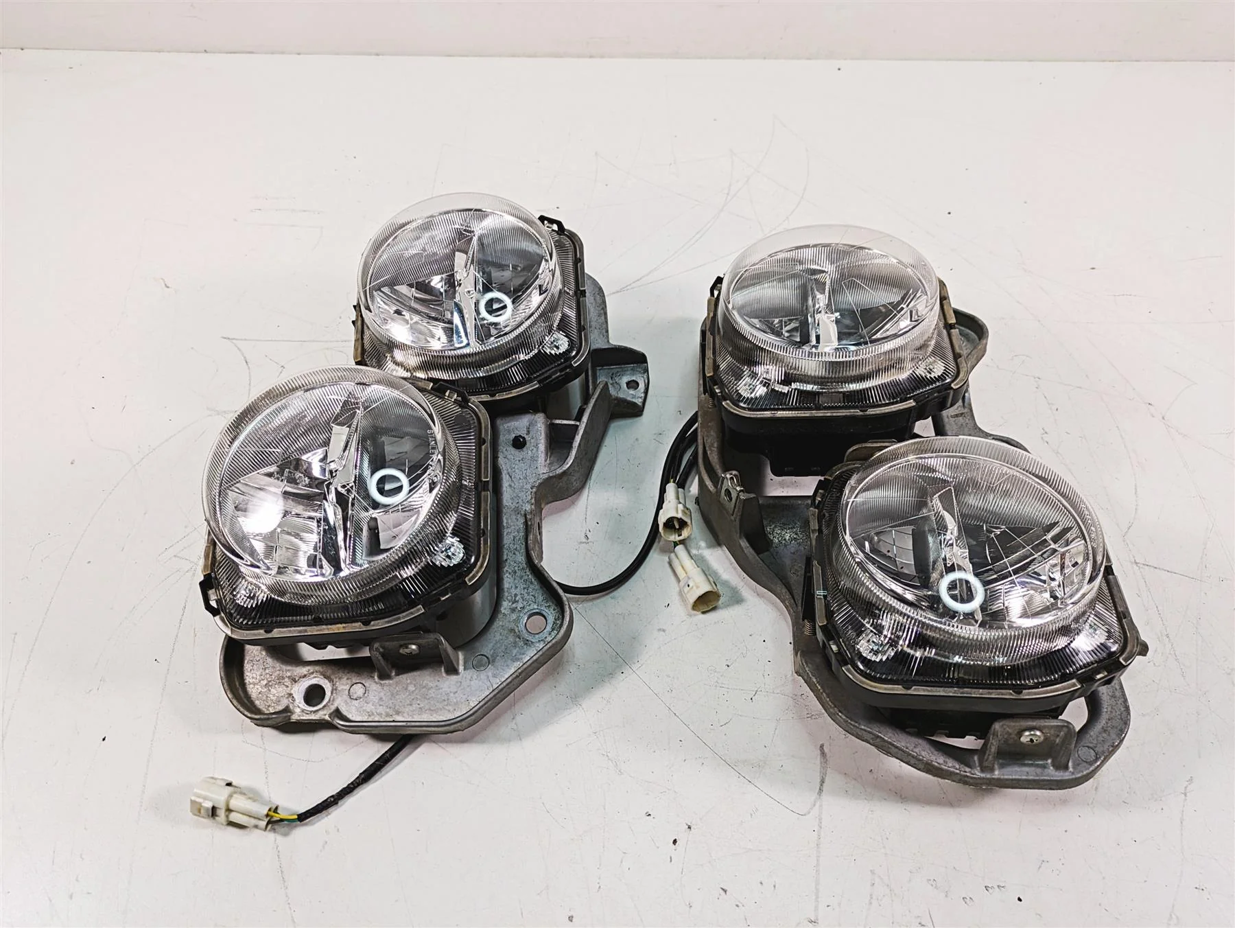 2018 Yamaha YXZ1000R EPS SS Headlight Head Light Lamp Set 2UD-84300-00-00 - Image 9
