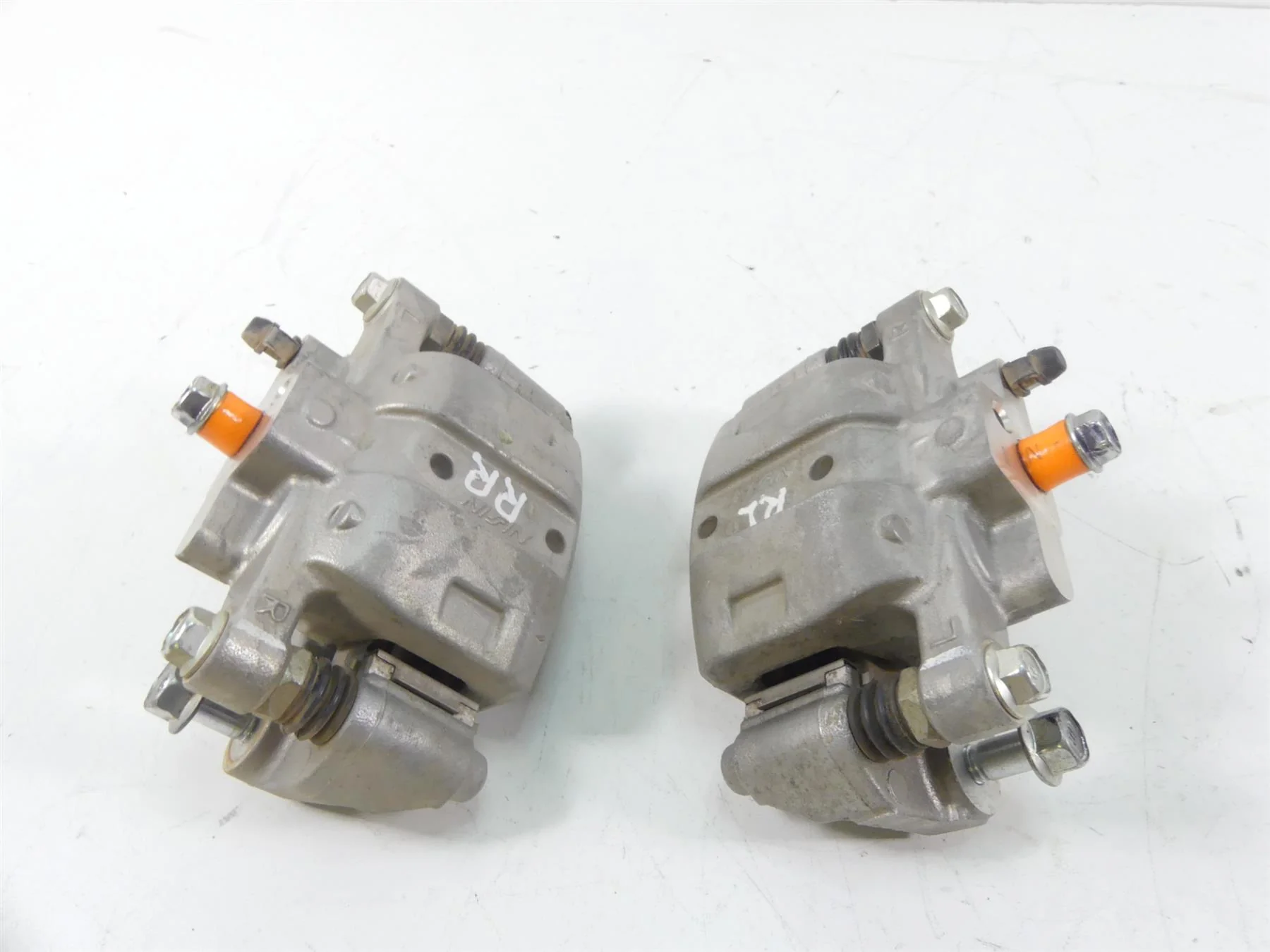 2018 Yamaha YXZ1000R EPS SS Rear Nissin Brake Caliper Set 2HC-2580V-00-00 - Image 2