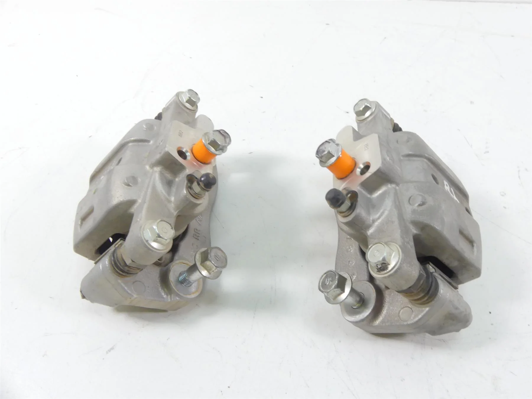 2018 Yamaha YXZ1000R EPS SS Rear Nissin Brake Caliper Set 2HC-2580V-00-00 - Image 3