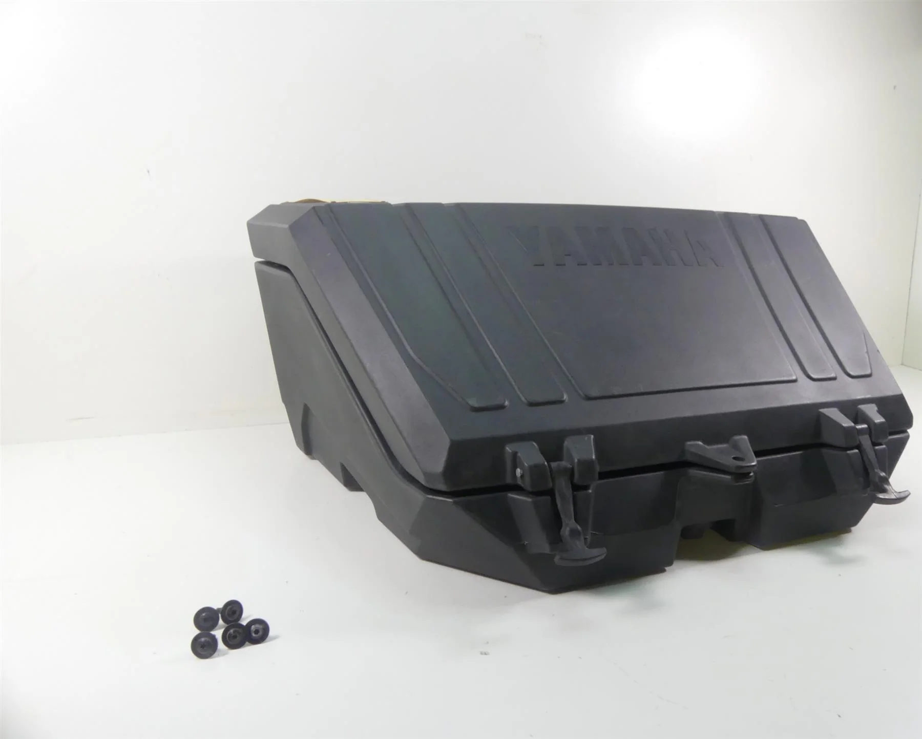 2018 Yamaha YXZ1000R EPS SS Rear Trunk Luggage Cargo Case Box 2HC-F83P0-V0-00 - Image 3