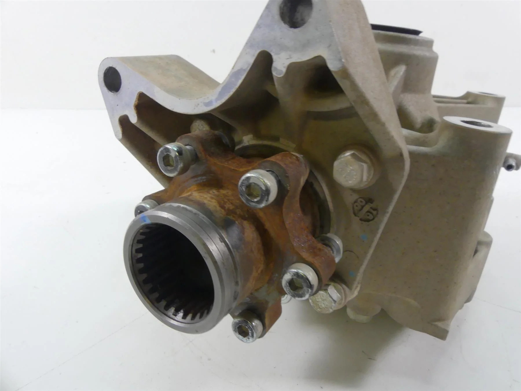 2018 Yamaha YXZ1000R EPS SS Rear Tuff Torq Differential Gear Box 2HC-G6101-04-00 - Image 8