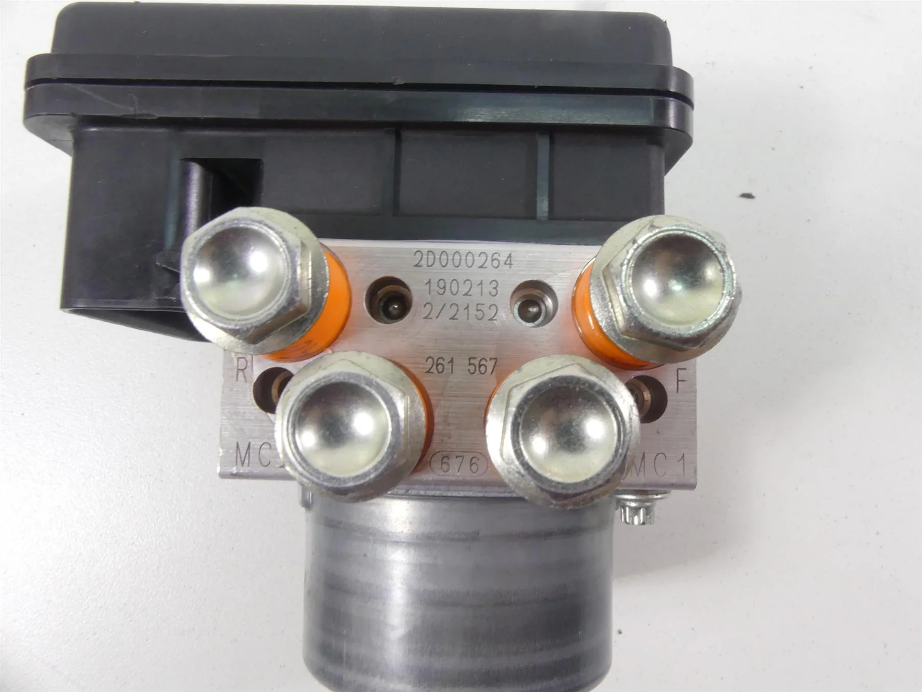 2019 Aprilia Tuono V4 RR Factory Abs Brake Pump Pressure Module 2D000264 - Image 2