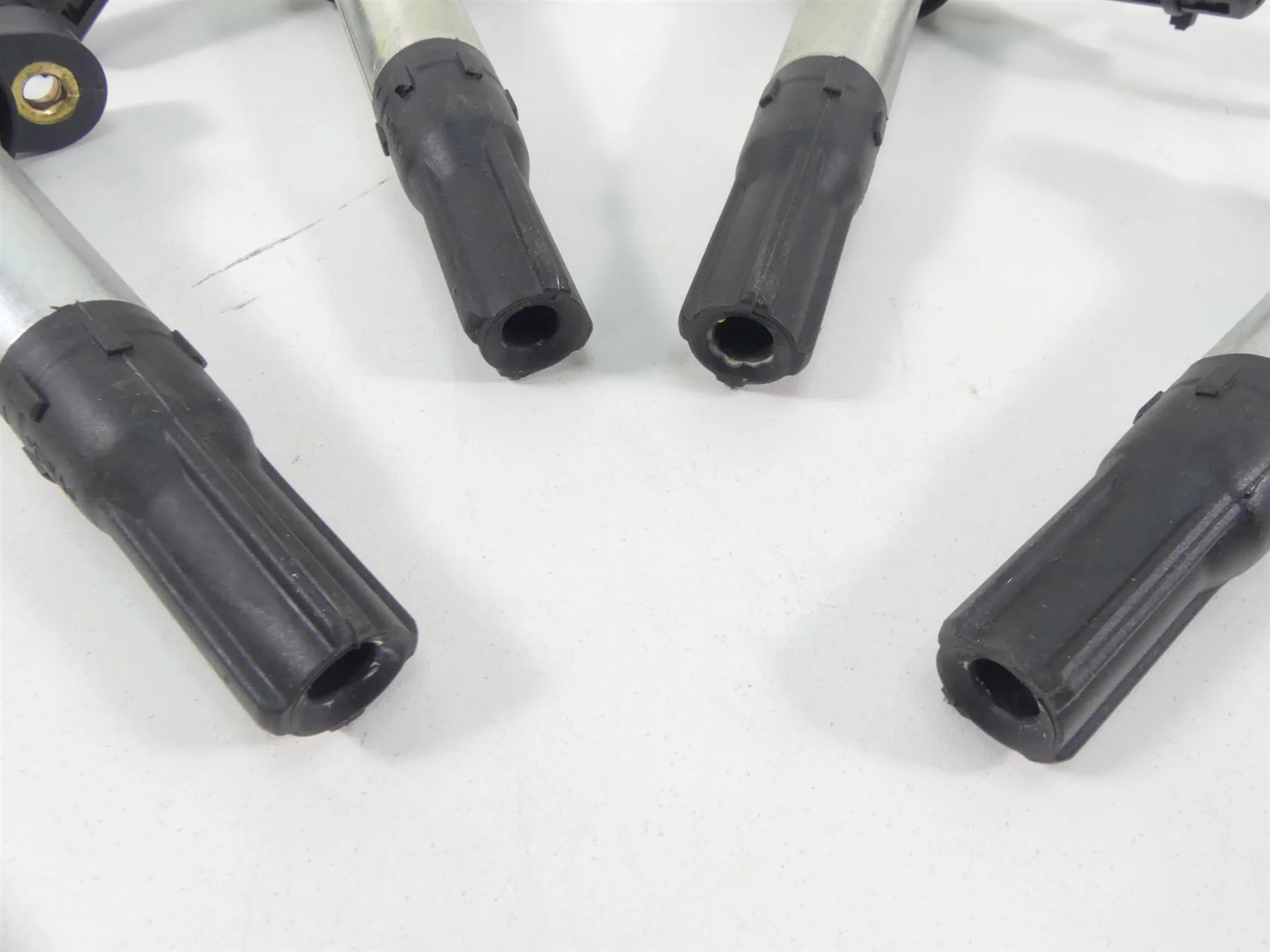 2019 Aprilia Tuono V4 RR Factory Eldor Ignition Coils Coil Set 857084 857501 - Image 2