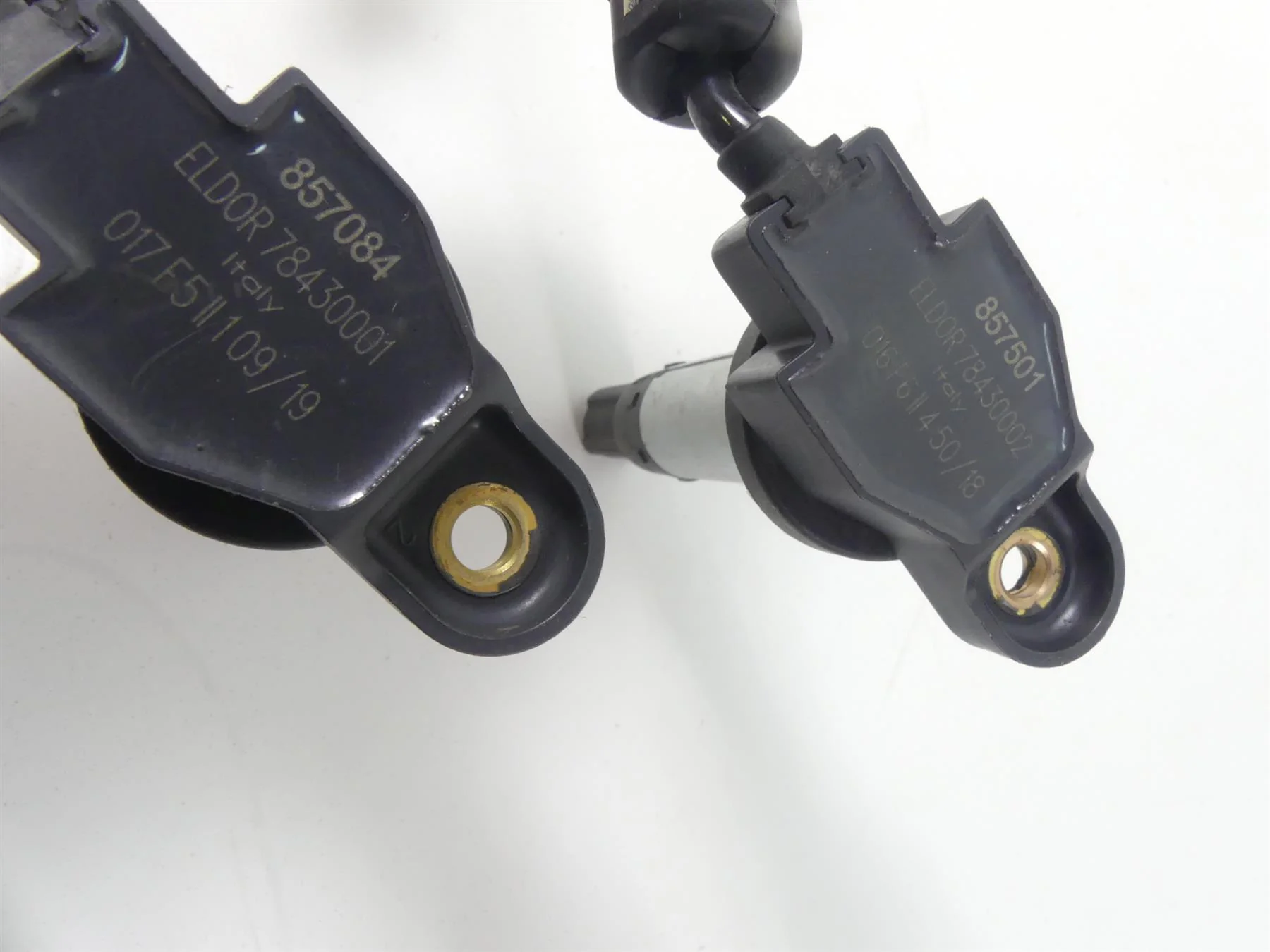 2019 Aprilia Tuono V4 RR Factory Eldor Ignition Coils Coil Set 857084 857501 - Image 9
