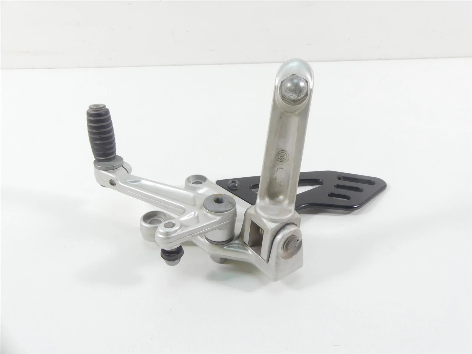 2019 Aprilia Tuono V4 RR Factory Left Front Footpeg Foot Peg & Shifter 897829 - Image 5
