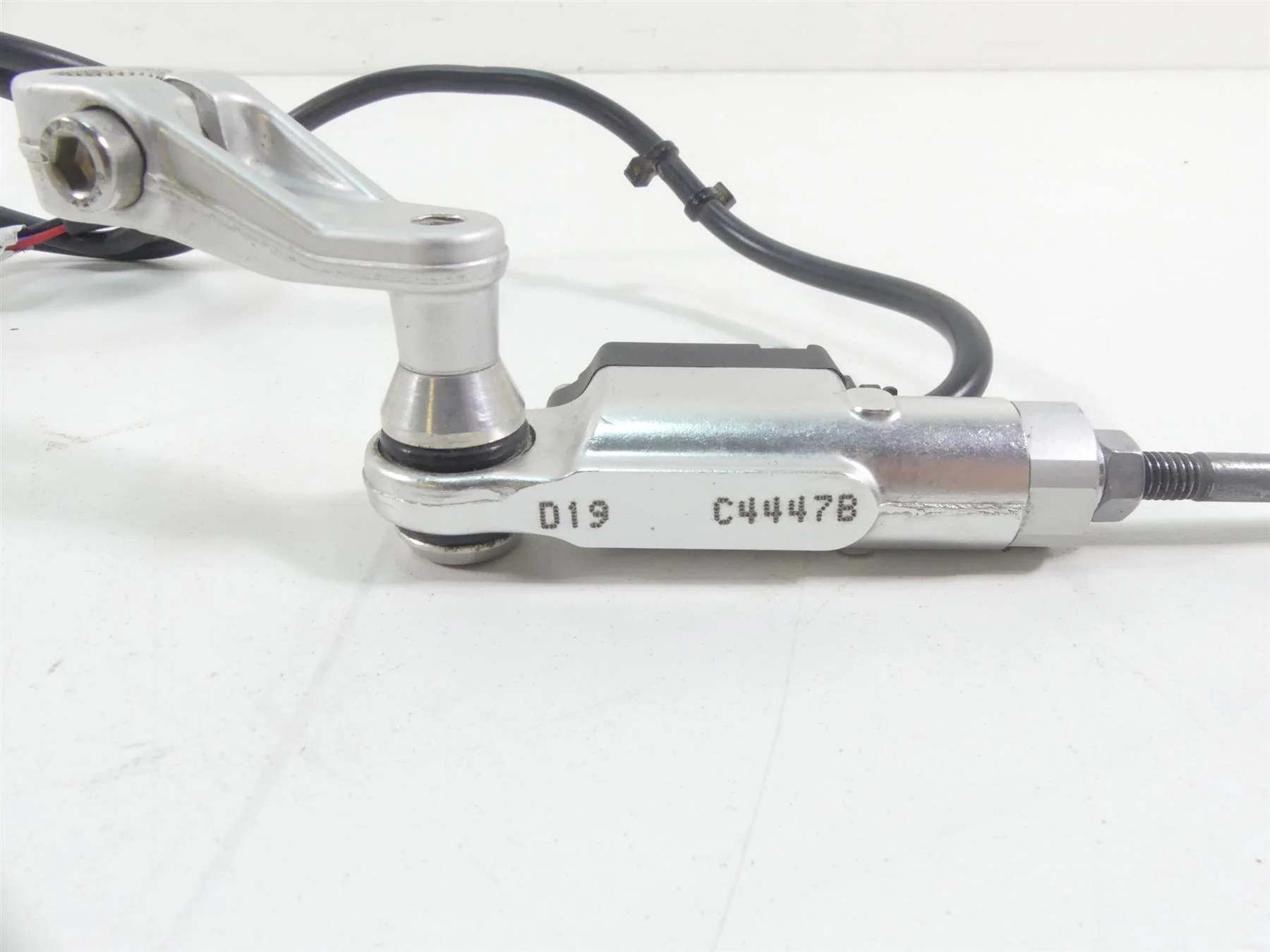 2019 Aprilia Tuono V4 RR Factory Quickshifter Quick Shift Assistant 2B002890 - Image 5