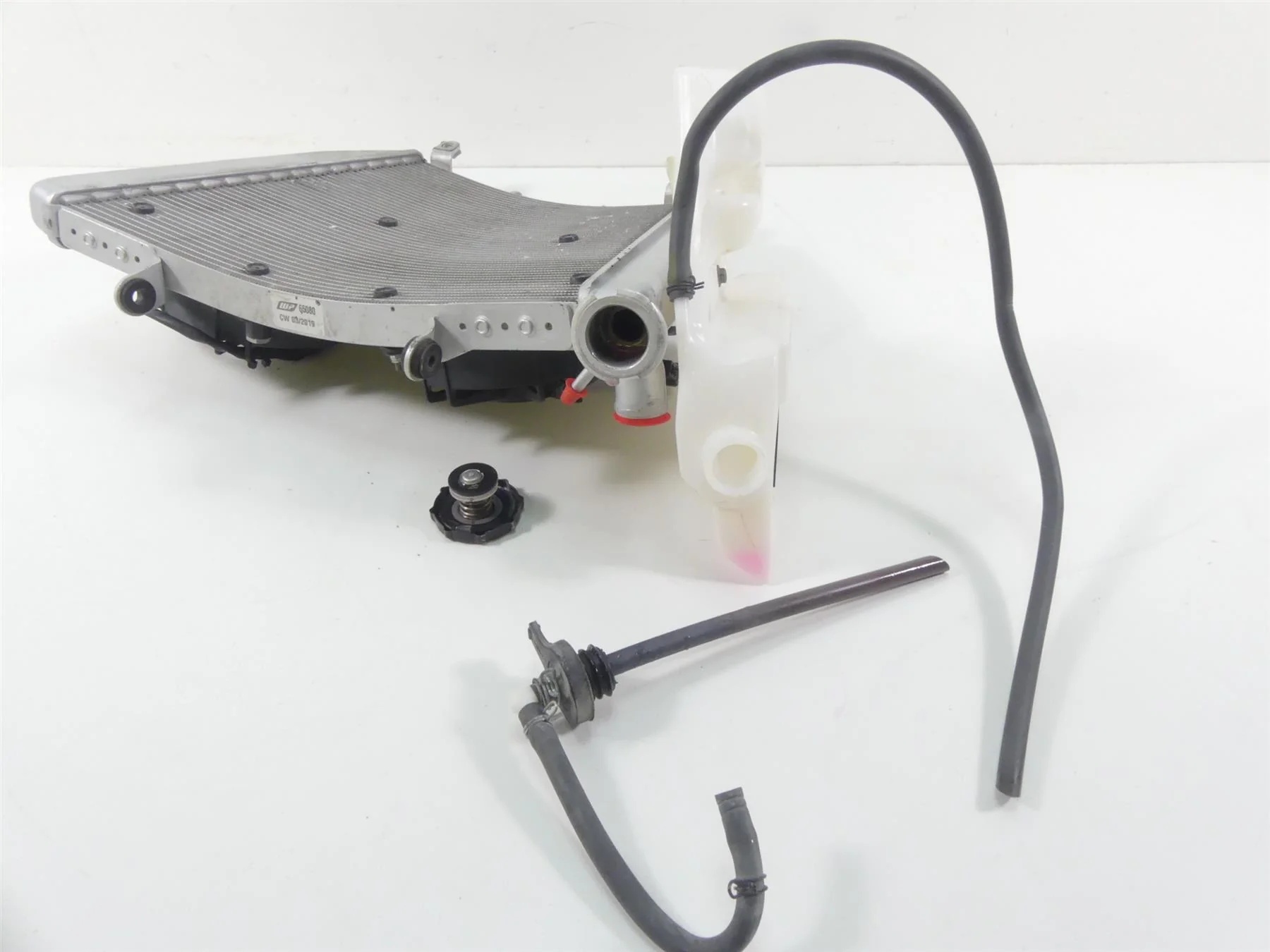 2019 Aprilia Tuono V4 RR Factory Radiator Cooler Fan Hose Reservoir Set 2B003834 - Image 6
