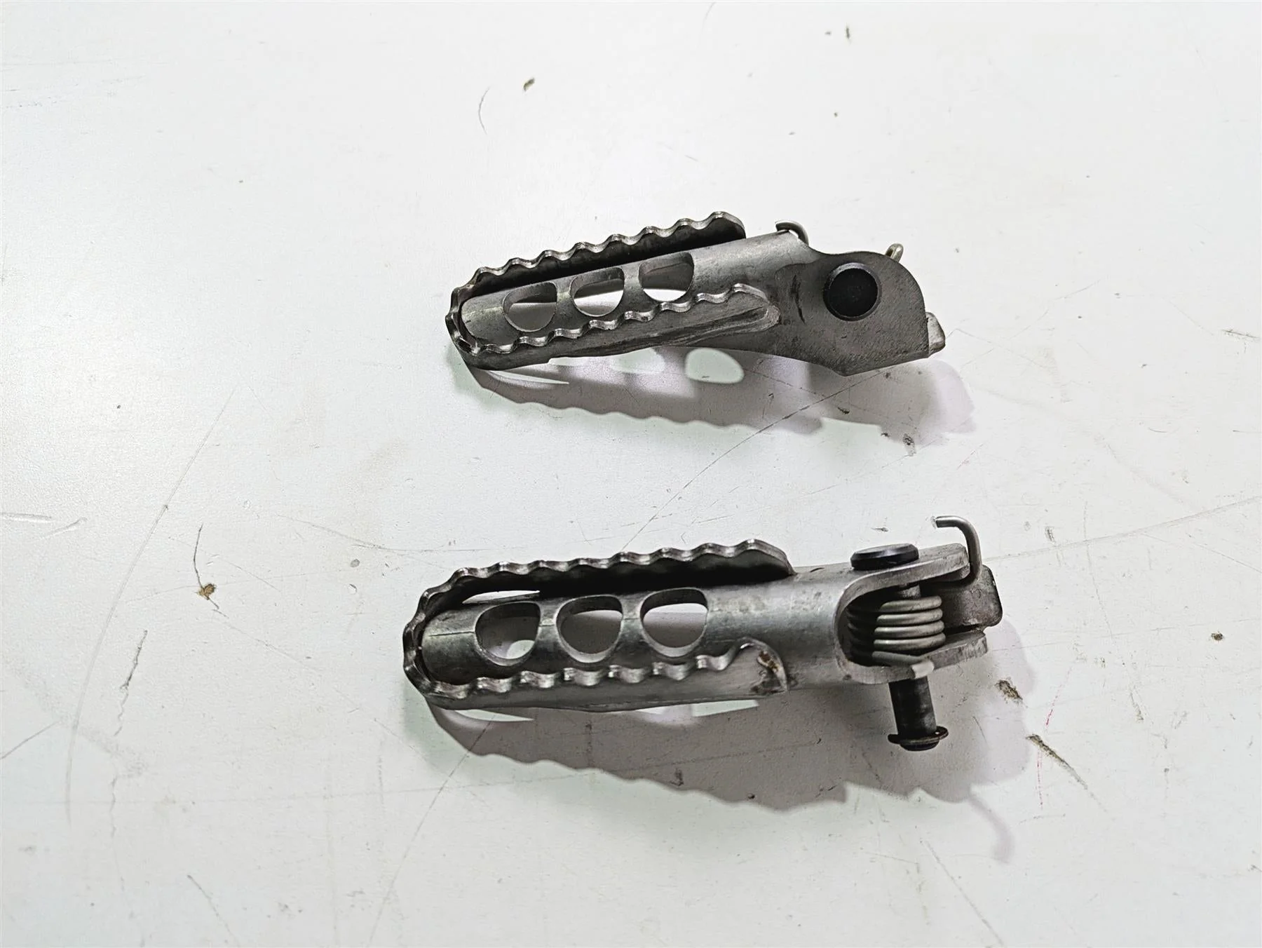 2019 BMW G310GS K02 Front Footpeg Rest Set - Read 46718562031 46718562032 - Image 3