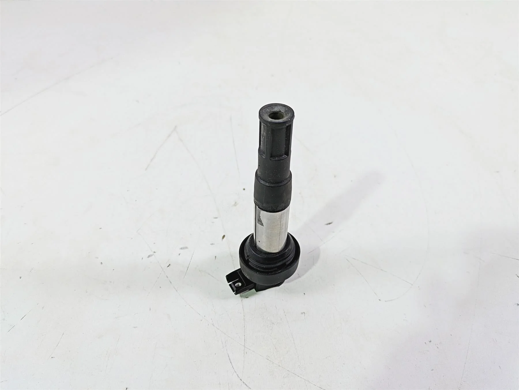 2019 BMW G310GS K02 Ignition Coil Stick 12137710874 - Image 11