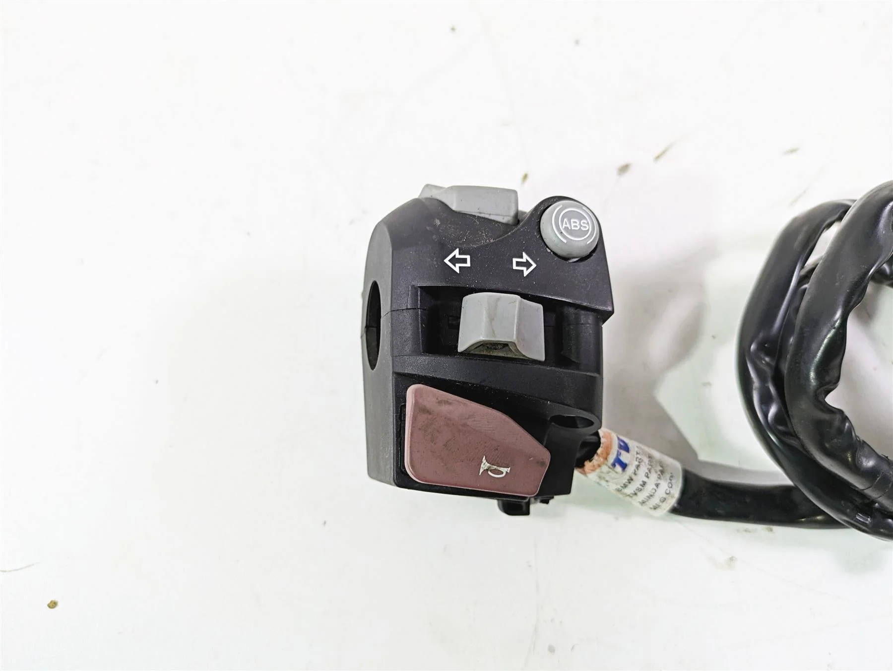 2019 BMW G310GS K02 Left Hand Turn Signal Abs Control Switch 61318569835 - Image 7