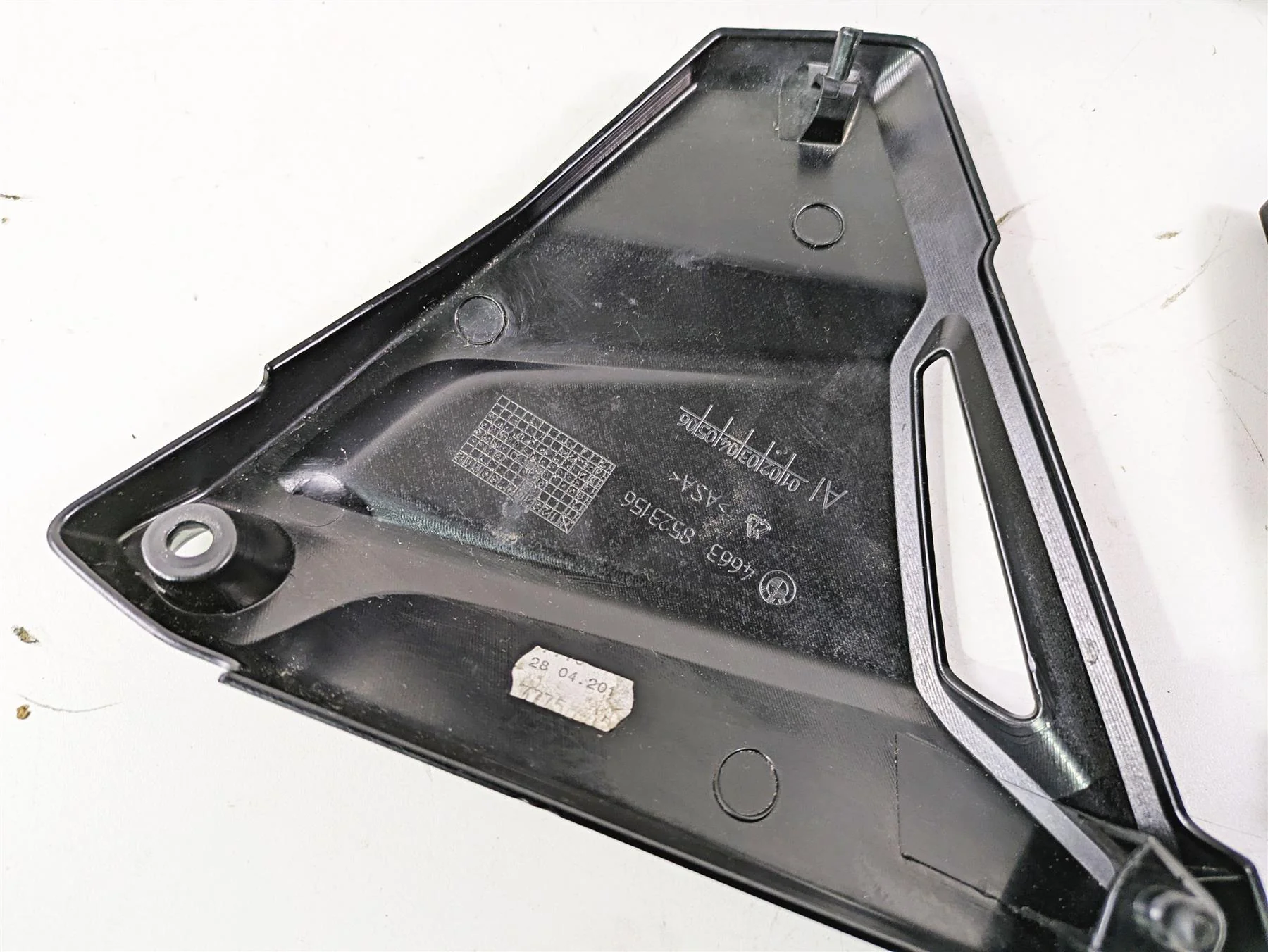 2019 BMW G310GS K02 Left Main Cover Fairing Emblem Set 46638560417 - Image 10