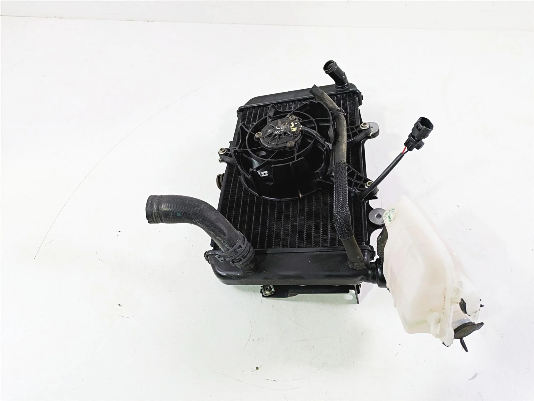 2019 BMW G310GS K02 Radiator Fan Reservoir Hoses Set 17118558350 - Image 2