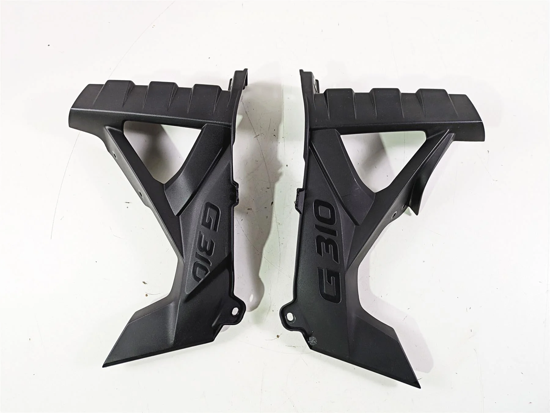 2019 BMW G310GS K02 Radiator Grill Cover Fairing Set  46638560422 46638560421 - Image 2