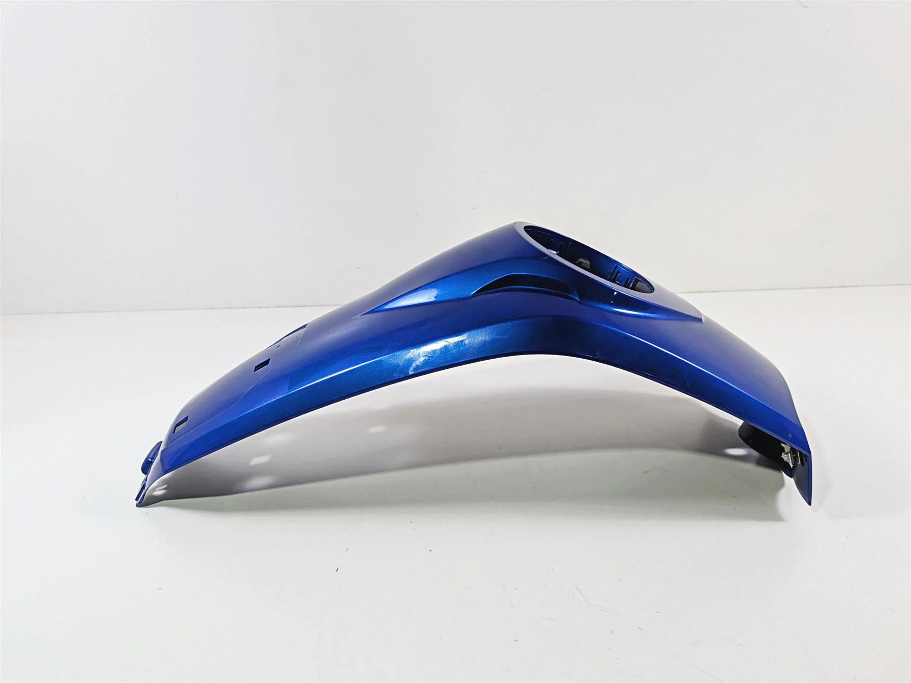 2019 BMW R1250GS K50 Blue Upper Center Tank Fairing Cover 46638563438 46638563439 - Image 2