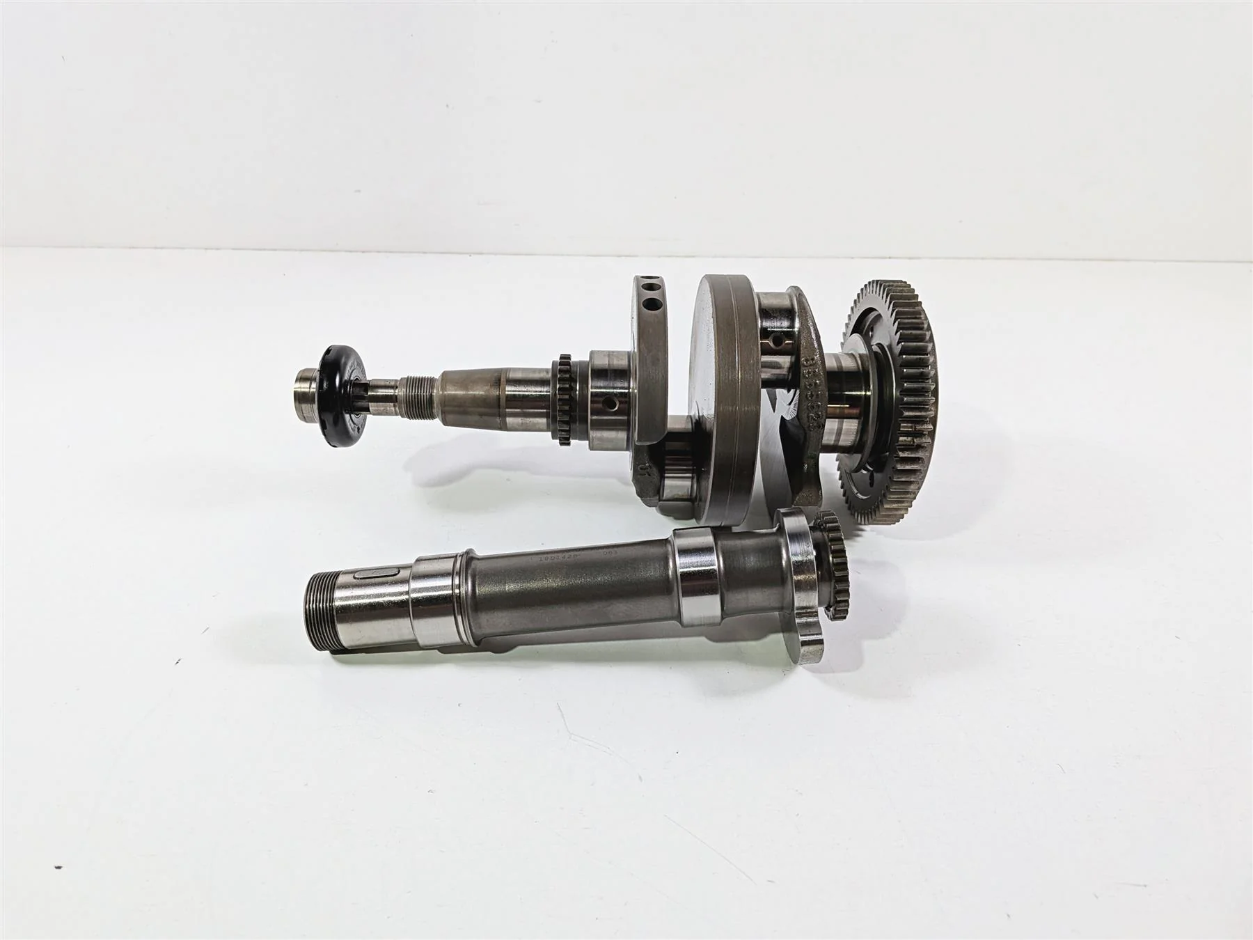 2019 BMW R1250GS K50 Crankshaft Crank & Balancer Shaft 7K Only 11218565621 - Image 2
