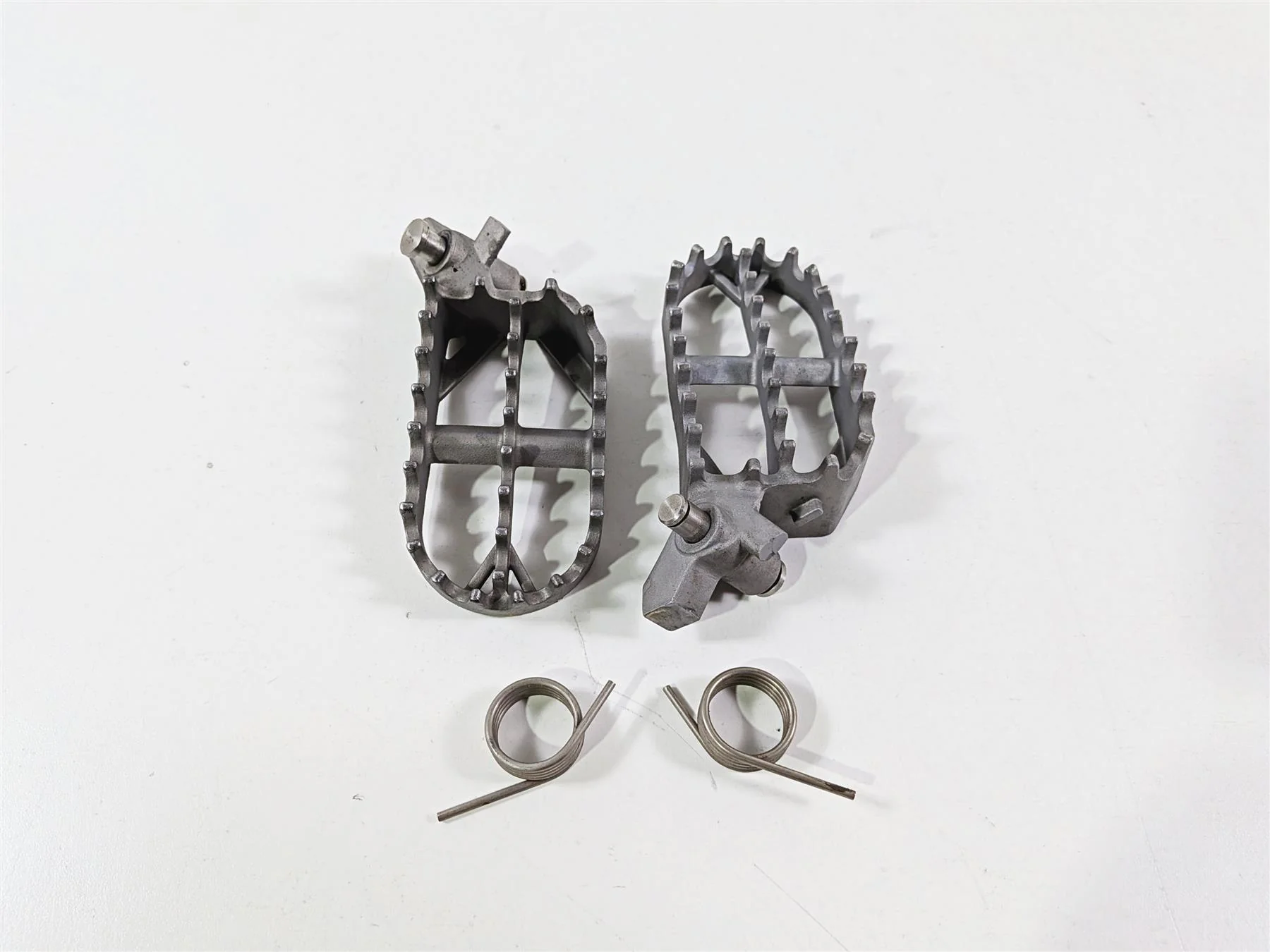 2019 BMW R1250GS K50 Enduro Front Foot Peg Rest Set 46718529843 46718529844 - Image 7