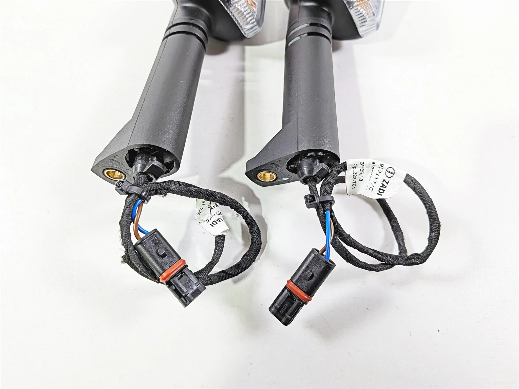 2019 BMW R1250GS K50 Front Blinker Turn Signal Set 63138534355 63138534354 - Image 7